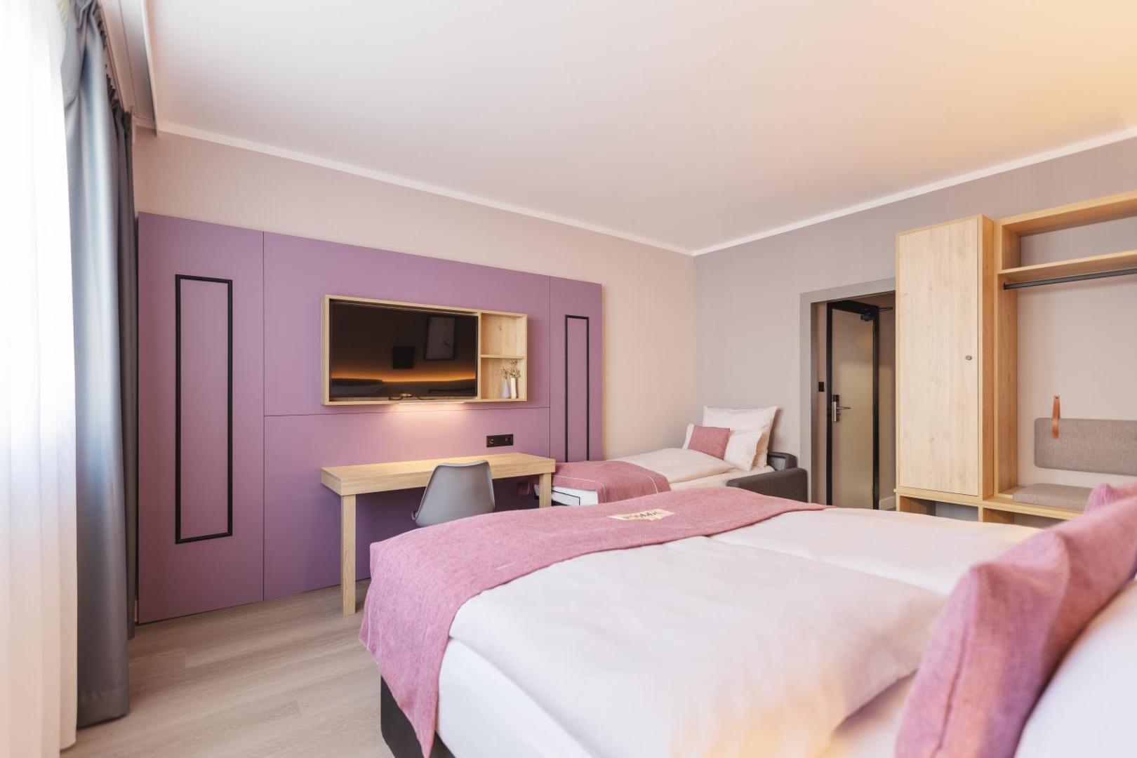 Garner Hotel Berlin - Ku'Damm Garner Hotel Berlin - Ku'Damm