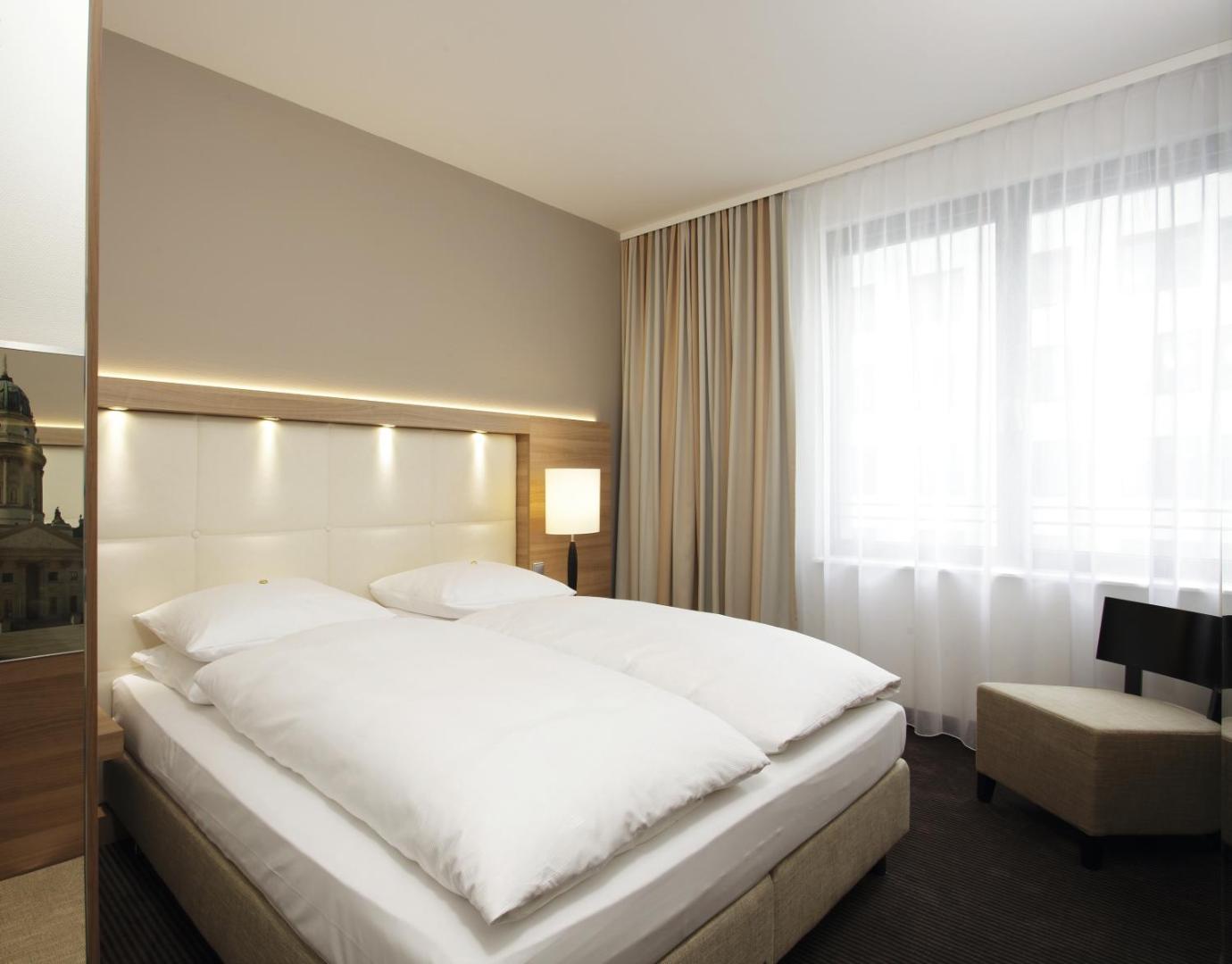 H4 Hotel Berlin Alexanderplatz H4 Hotel Berlin Alexanderplatz