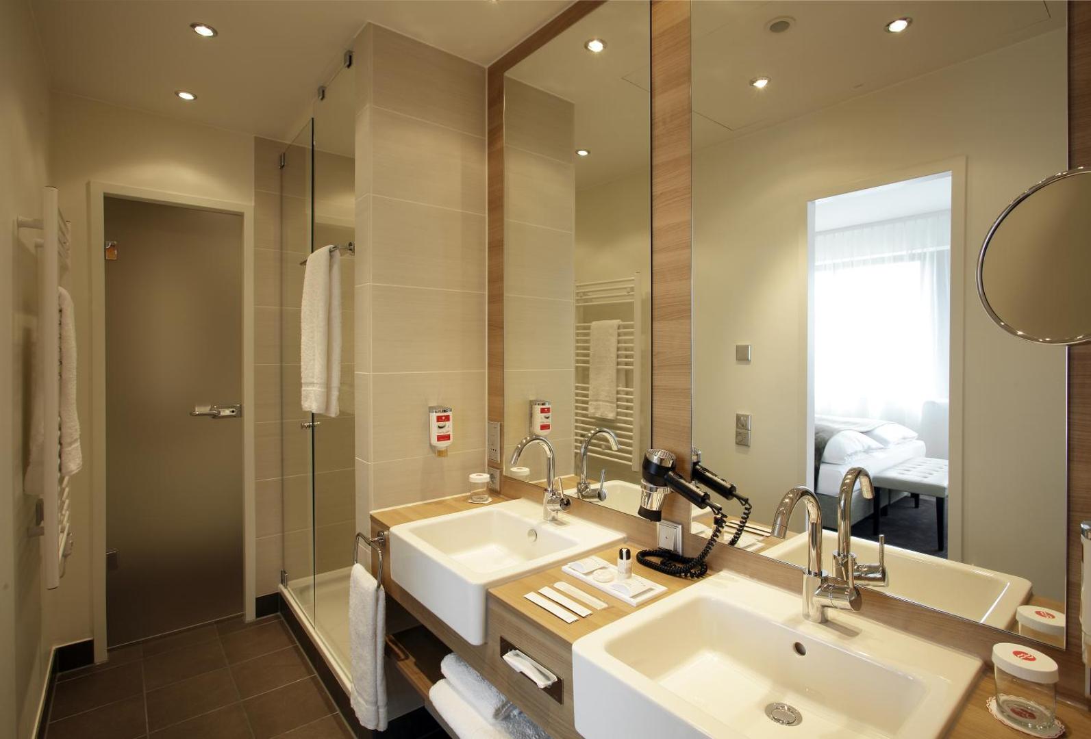 H4 Hotel Berlin Alexanderplatz H4 Hotel Berlin Alexanderplatz