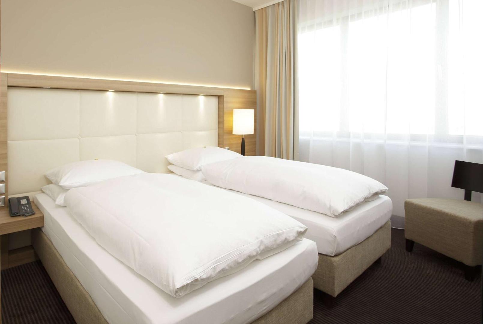 H4 Hotel Berlin Alexanderplatz H4 Hotel Berlin Alexanderplatz