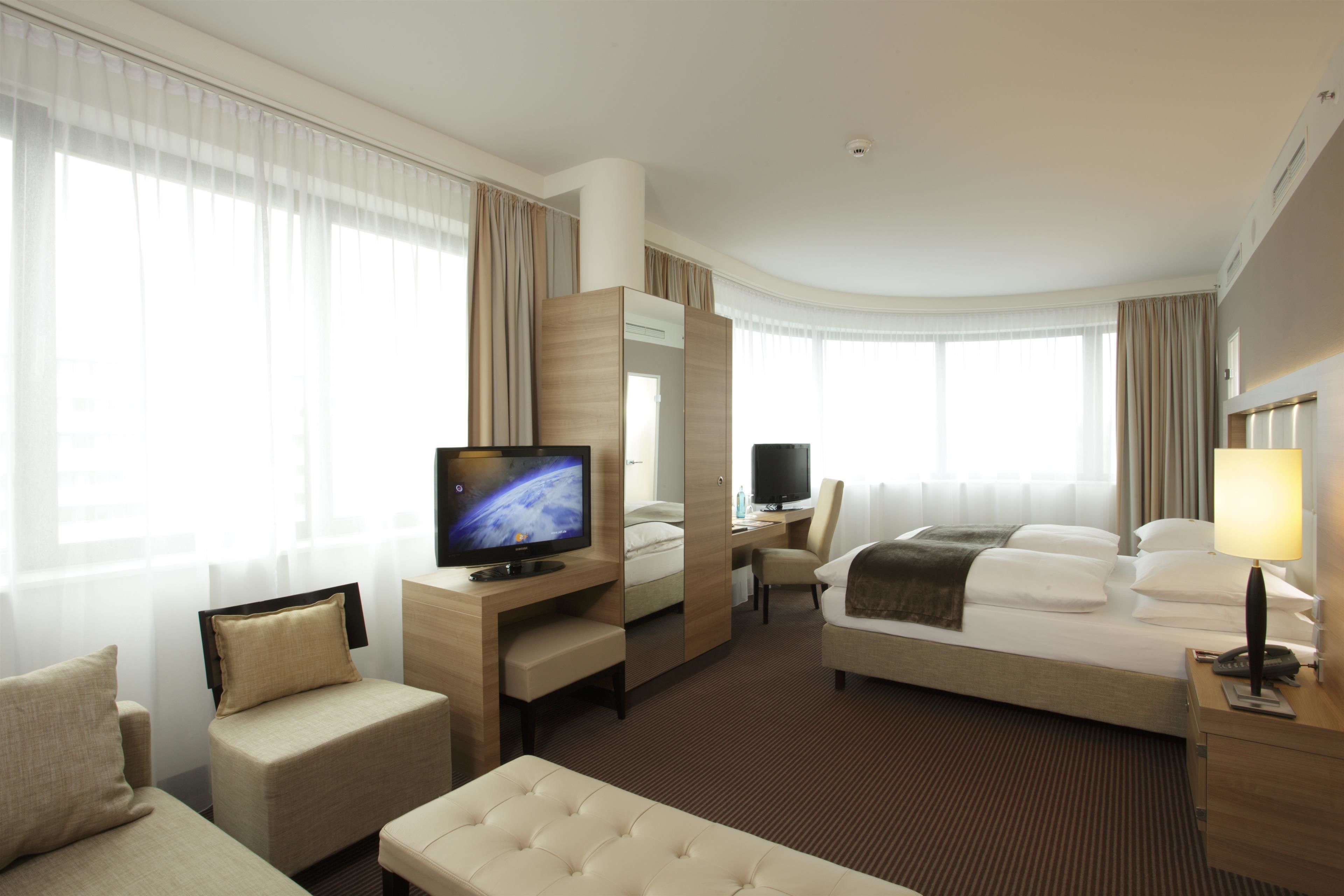 H4 Hotel Berlin Alexanderplatz H4 Hotel Berlin Alexanderplatz