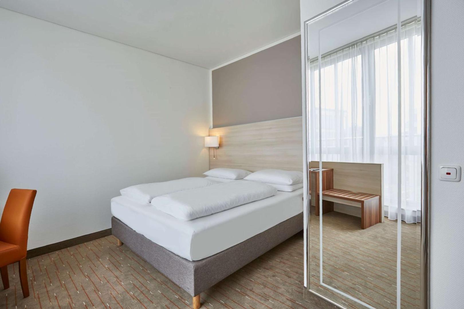 H+ Hotel Berlin Mitte H+ Hotel Berlin Mitte