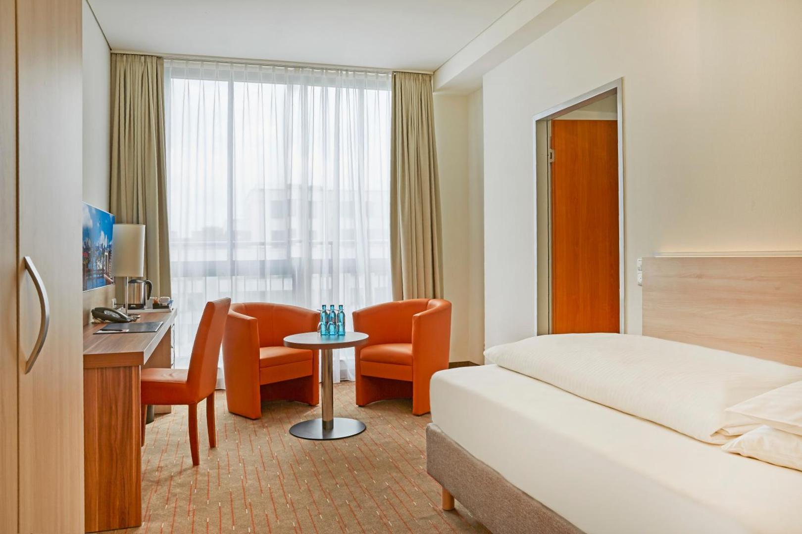 H+ Hotel Berlin Mitte H+ Hotel Berlin Mitte