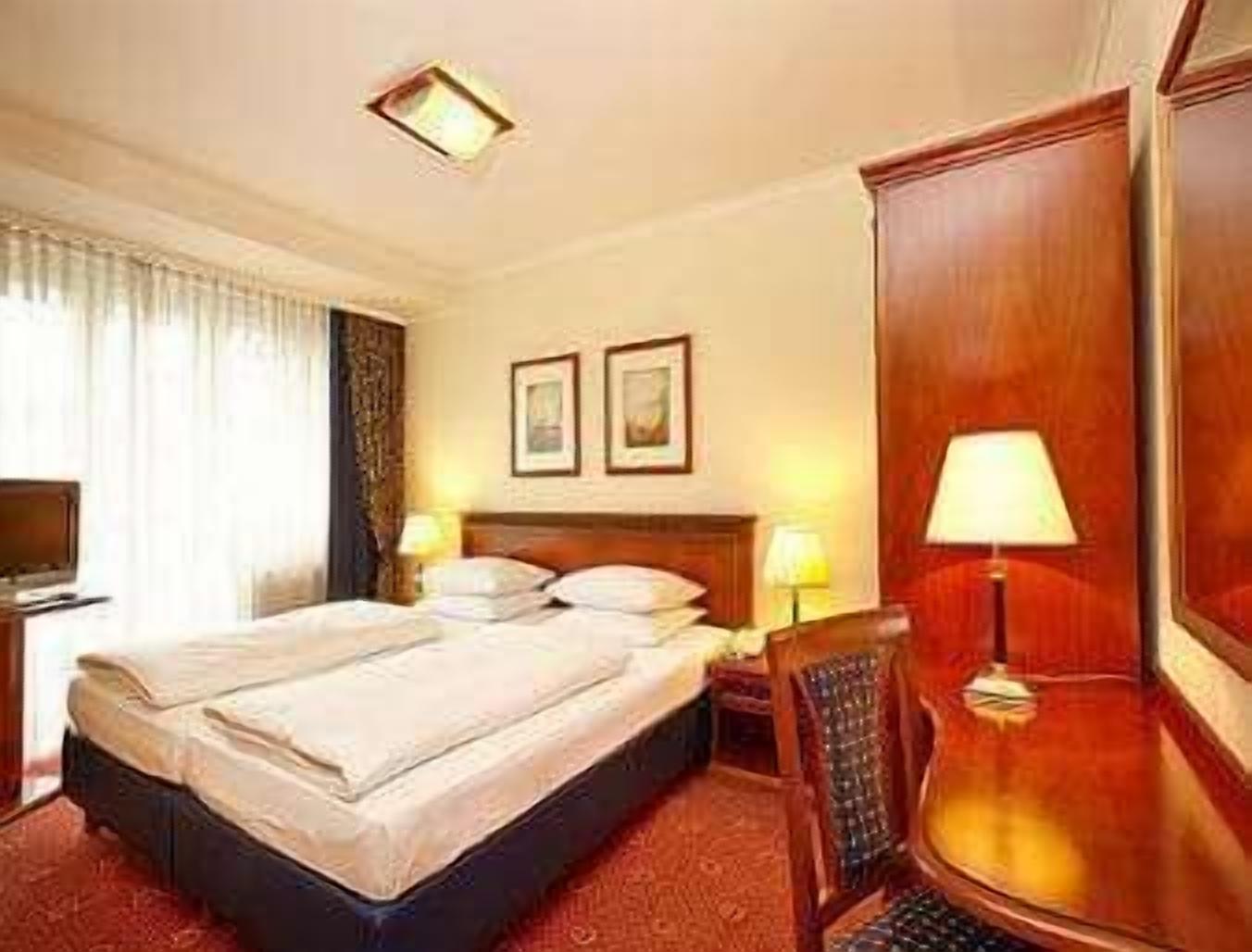 Hyperion Hotel Berlin Hyperion Hotel Berlin