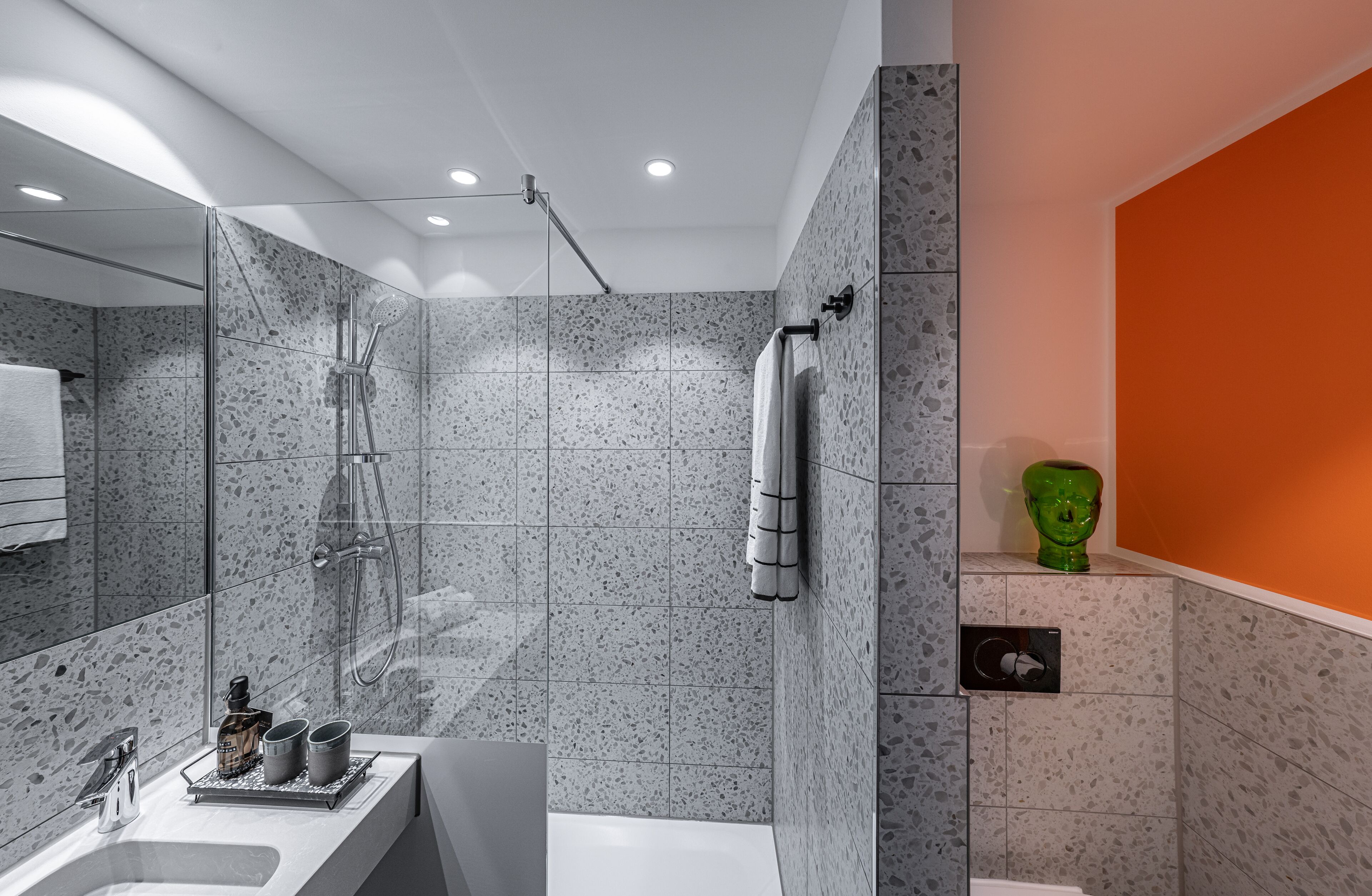 LOGINN Hotel Berlin Airport