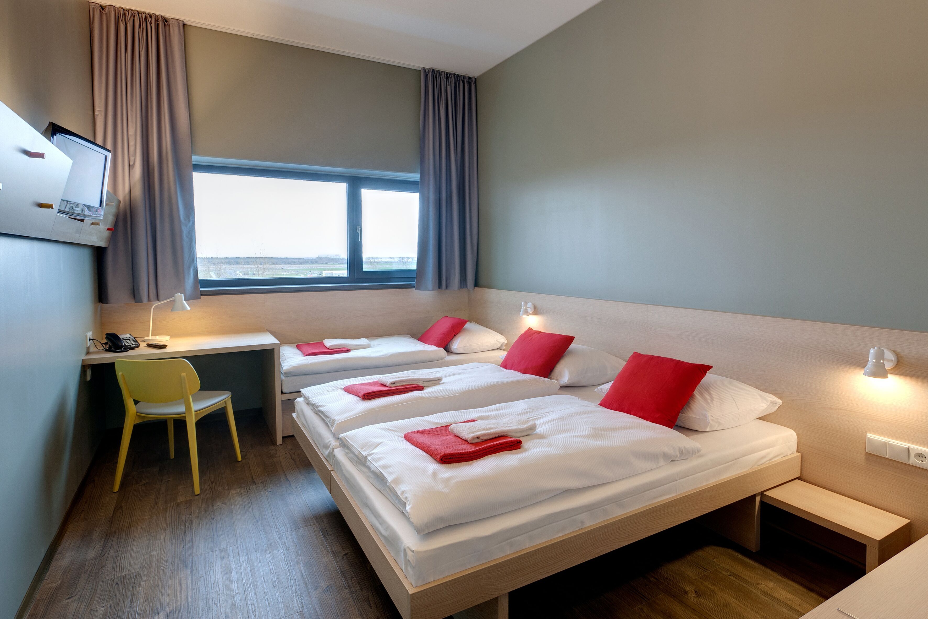 Meininger Hotel Berlin Airport Meininger Hotel Berlin Airport