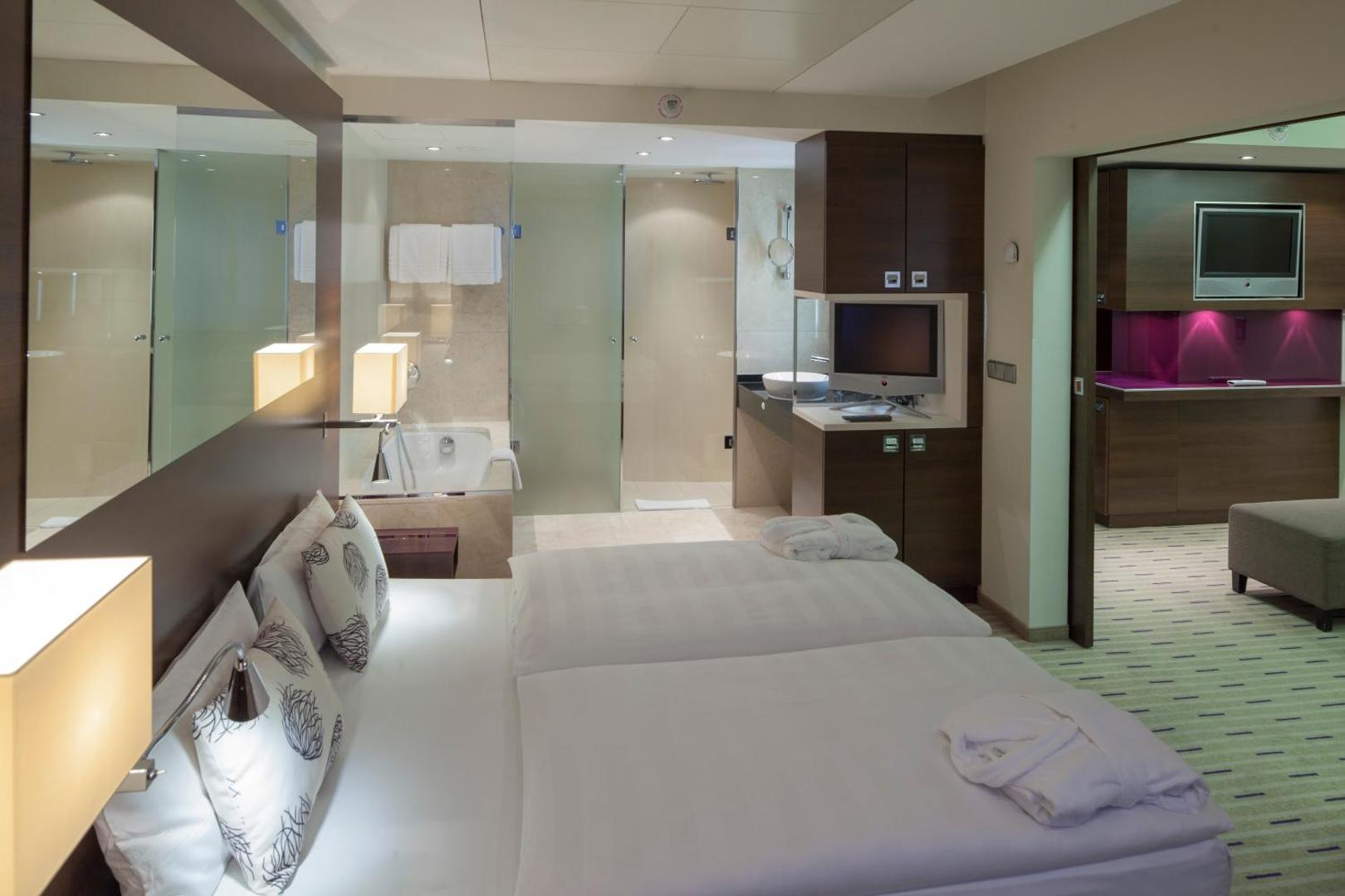 Park Inn by Radisson Berlin Alexanderplatz Park Inn by Radisson Berlin Alexanderplatz