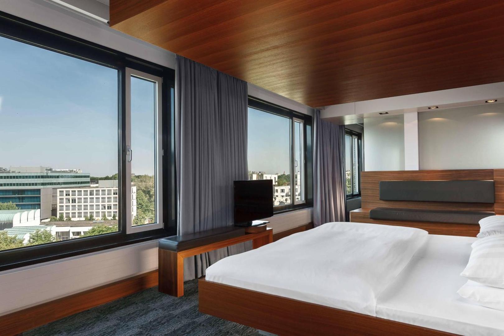 Sheraton Berlin Grand Hotel Esplanade Sheraton Berlin Grand Hotel Esplanade
