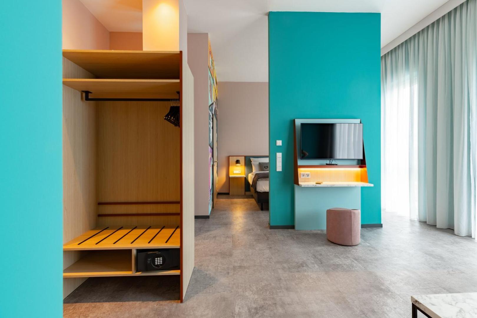 Holiday Inn - the niu, Pax Berlin Airport Holiday Inn - the niu, Pax Berlin Airport