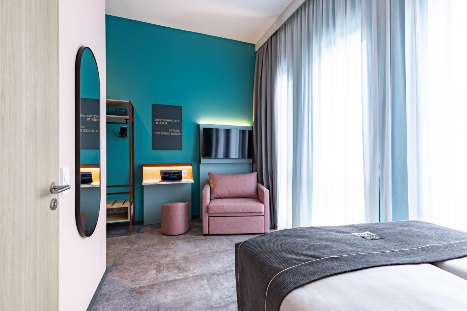 Holiday Inn - the niu, Pax Berlin Airport Holiday Inn - the niu, Pax Berlin Airport