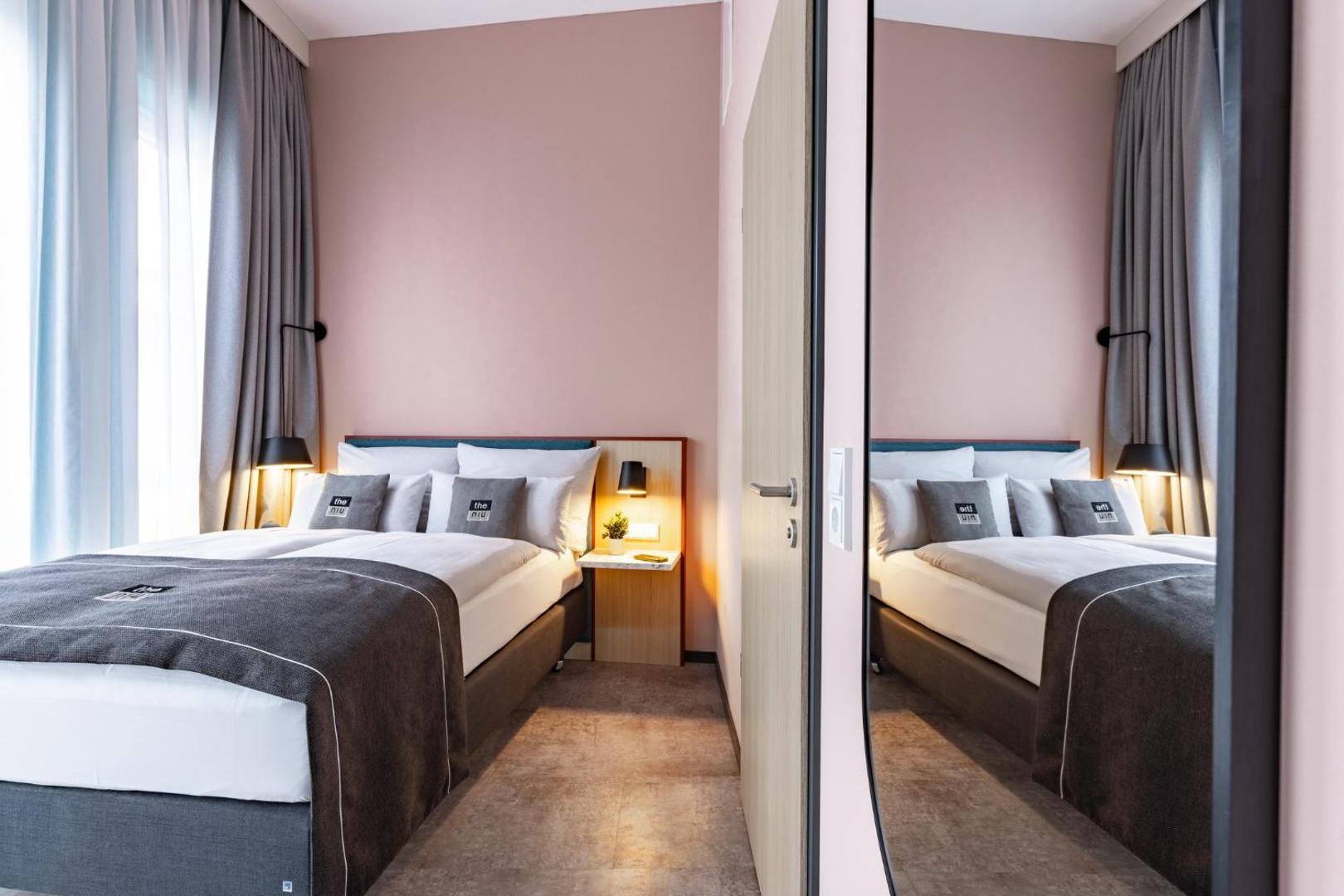Holiday Inn - the niu, Pax Berlin Airport Holiday Inn - the niu, Pax Berlin Airport