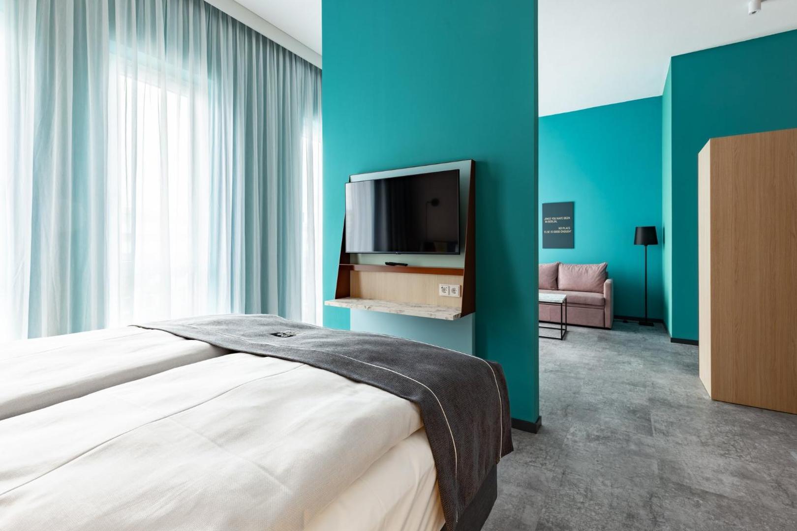 Holiday Inn - the niu, Pax Berlin Airport Holiday Inn - the niu, Pax Berlin Airport