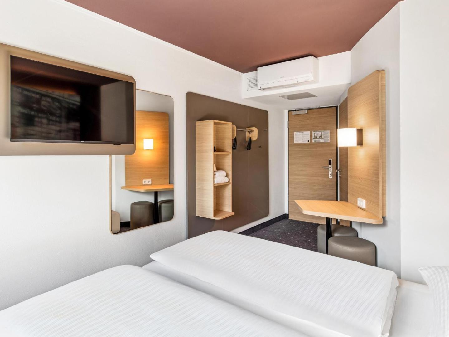 B&B HOTEL Hamburg-Airport B&B HOTEL Hamburg-Airport