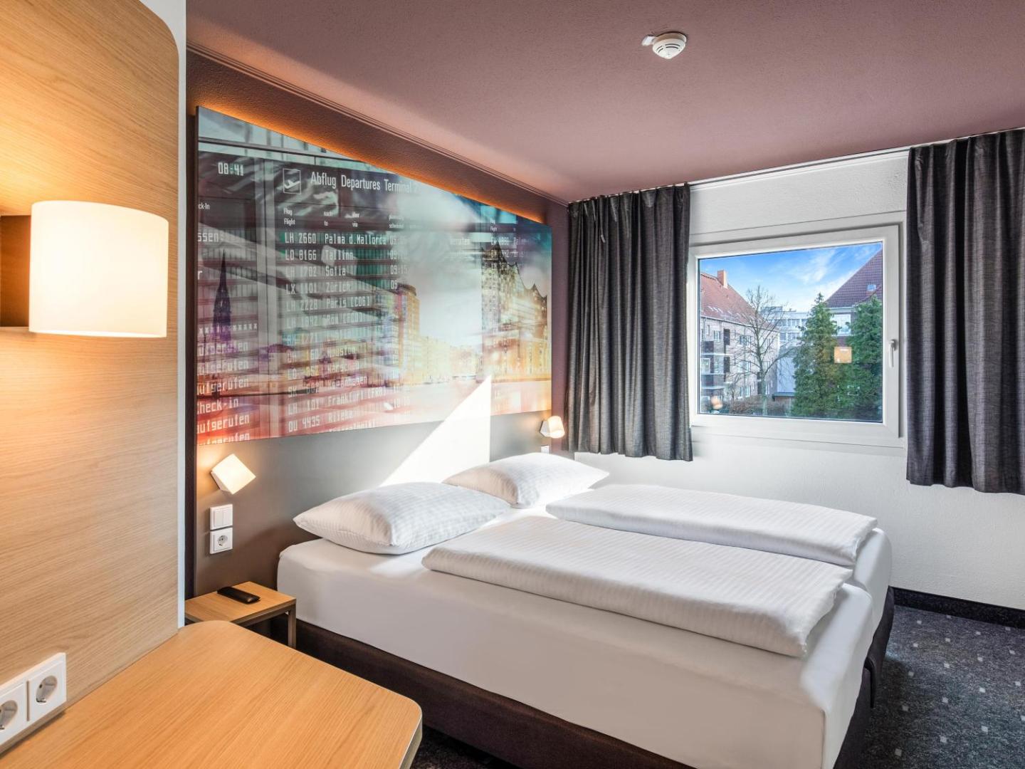 B&B HOTEL Hamburg-Airport B&B HOTEL Hamburg-Airport
