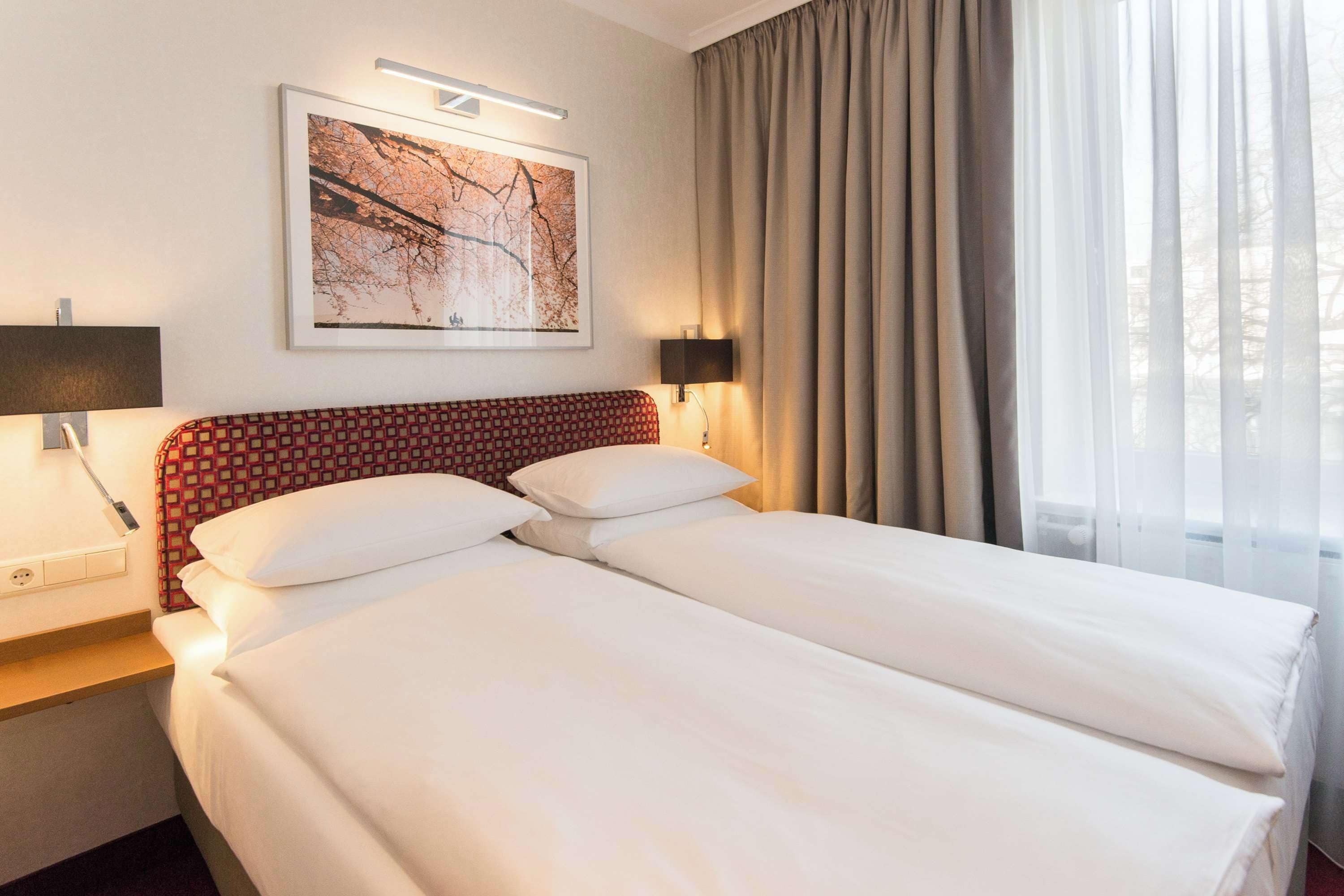 Best Western Plus Hotel St. Raphael Best Western Plus Hotel St. Raphael