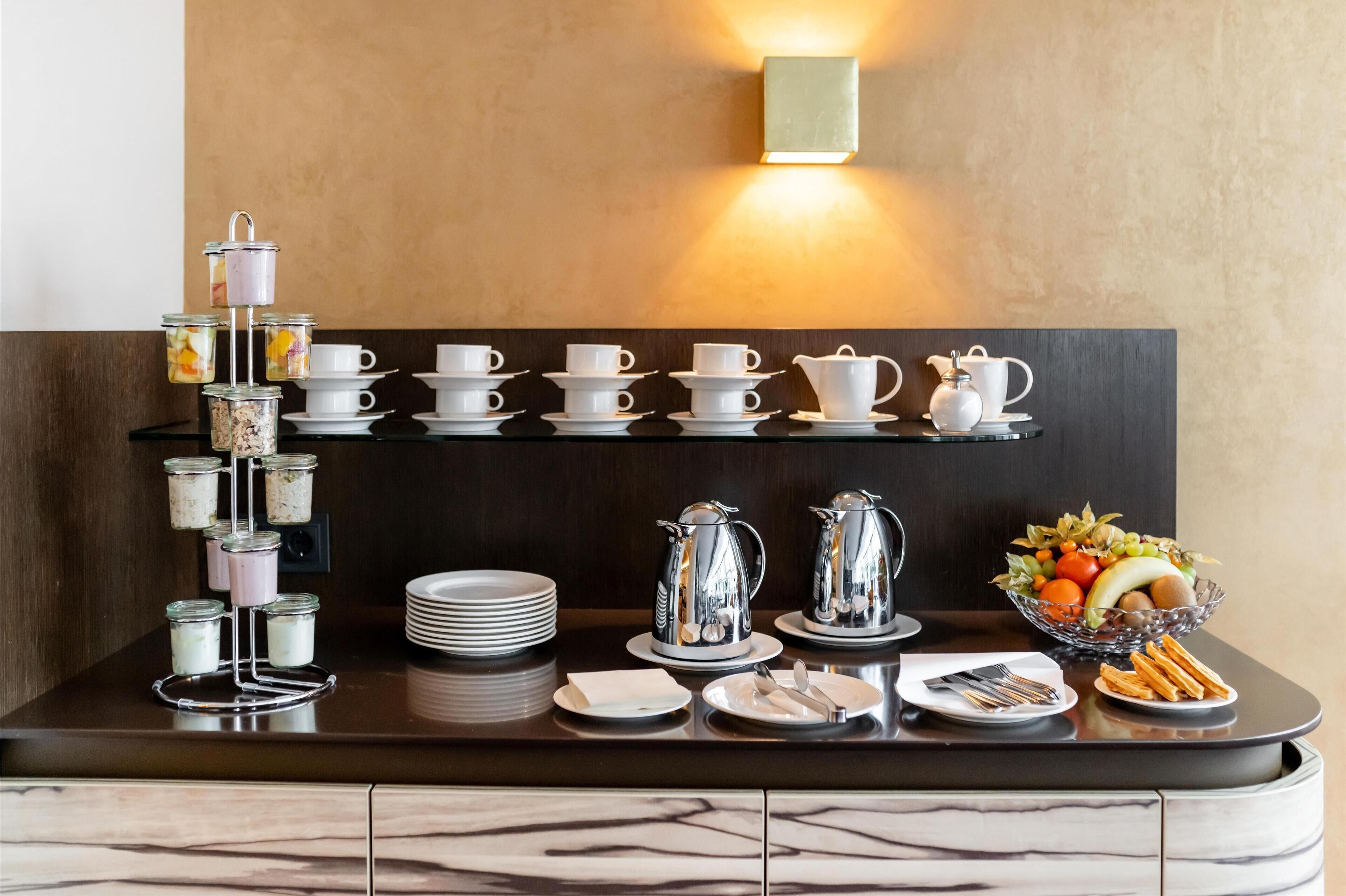 Best Western Plus Hotel St. Raphael Best Western Plus Hotel St. Raphael