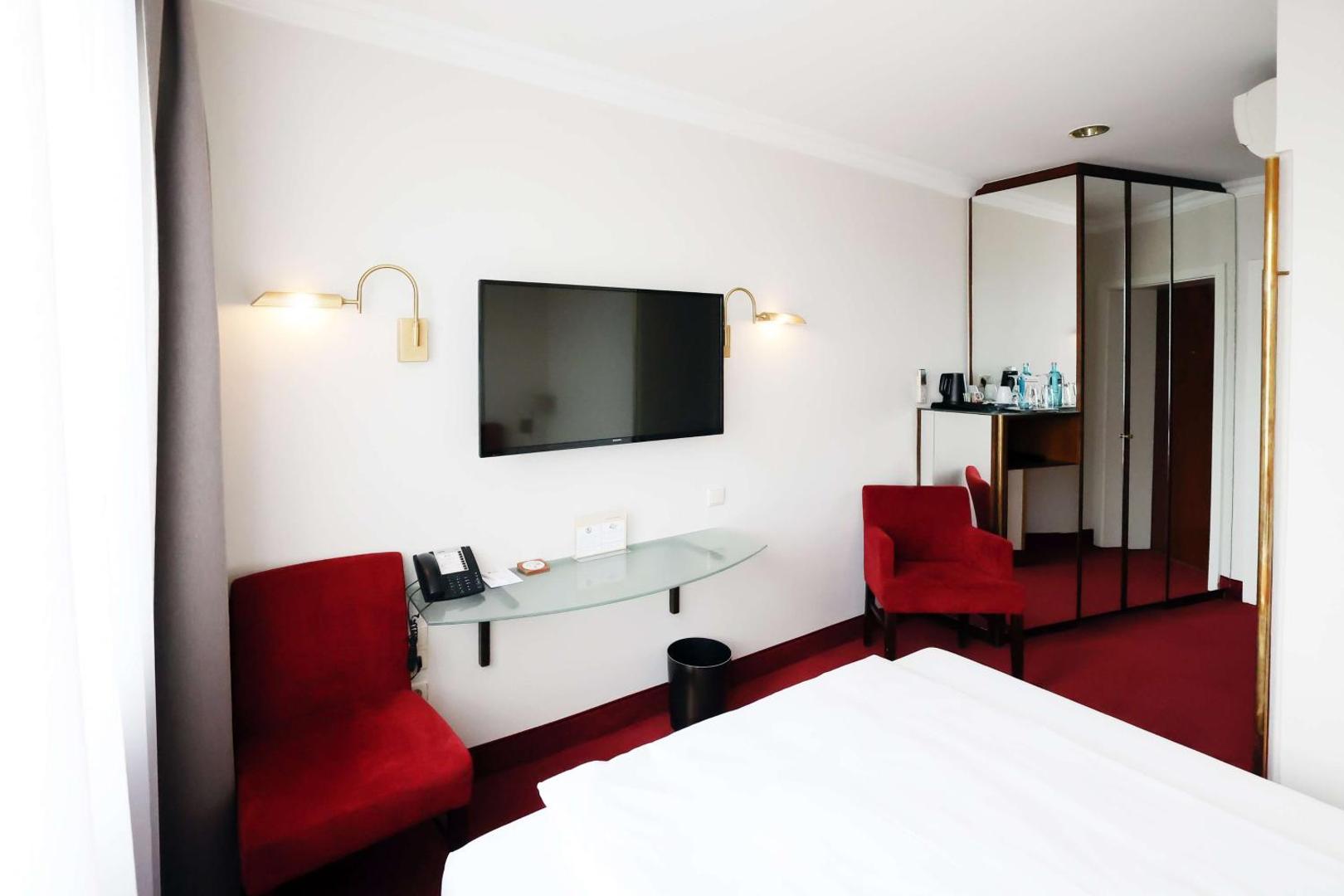 Best Western Plus Hotel St. Raphael Best Western Plus Hotel St. Raphael