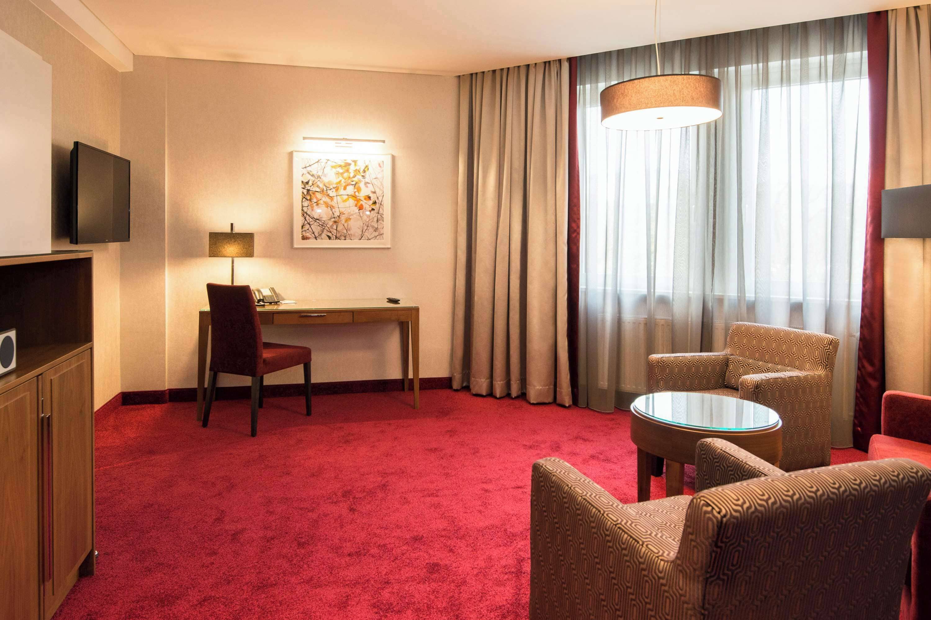 Best Western Plus Hotel St. Raphael Best Western Plus Hotel St. Raphael