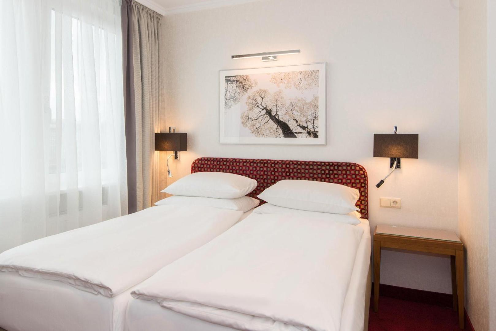 Best Western Plus Hotel St. Raphael Best Western Plus Hotel St. Raphael