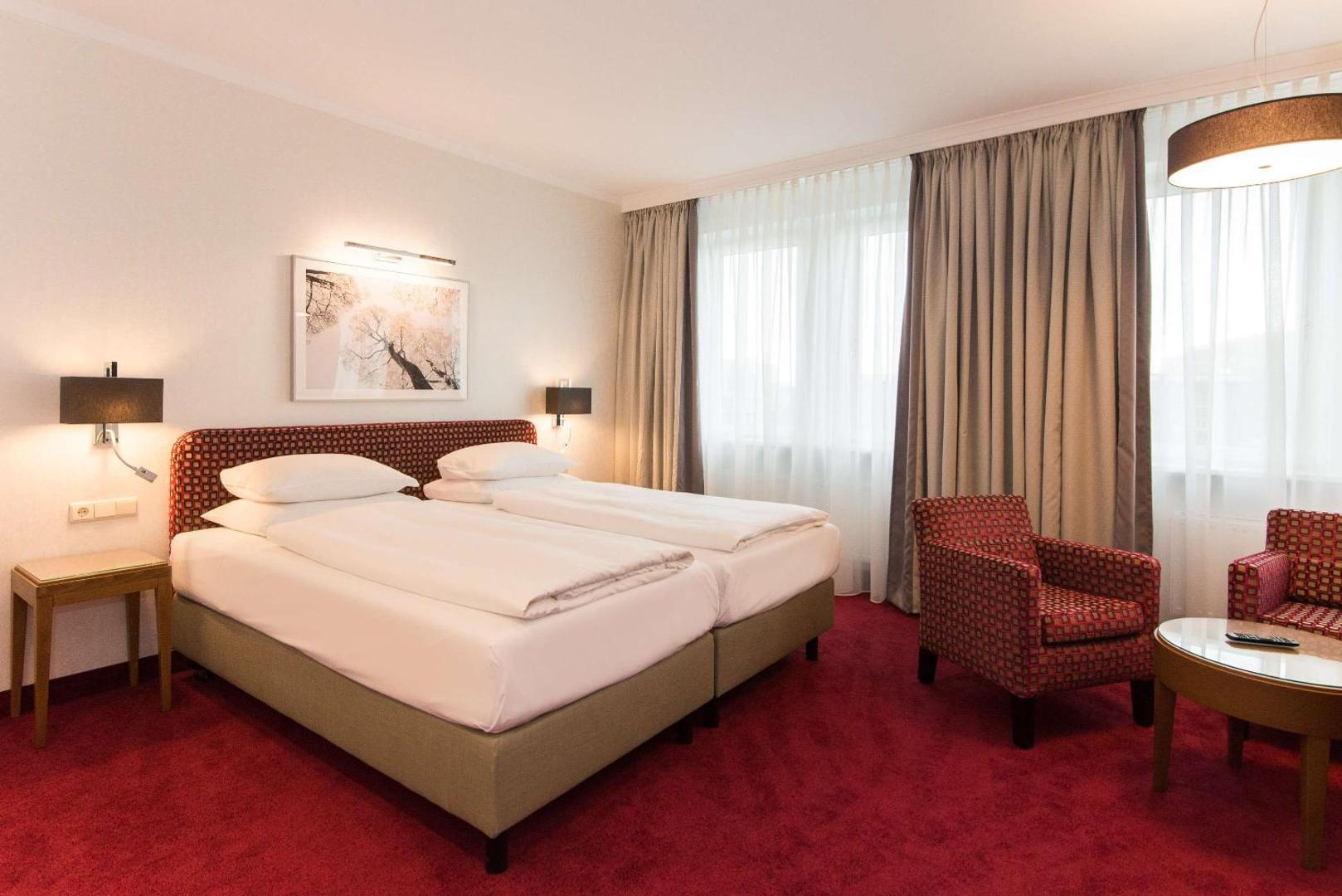 Best Western Plus Hotel St. Raphael Best Western Plus Hotel St. Raphael