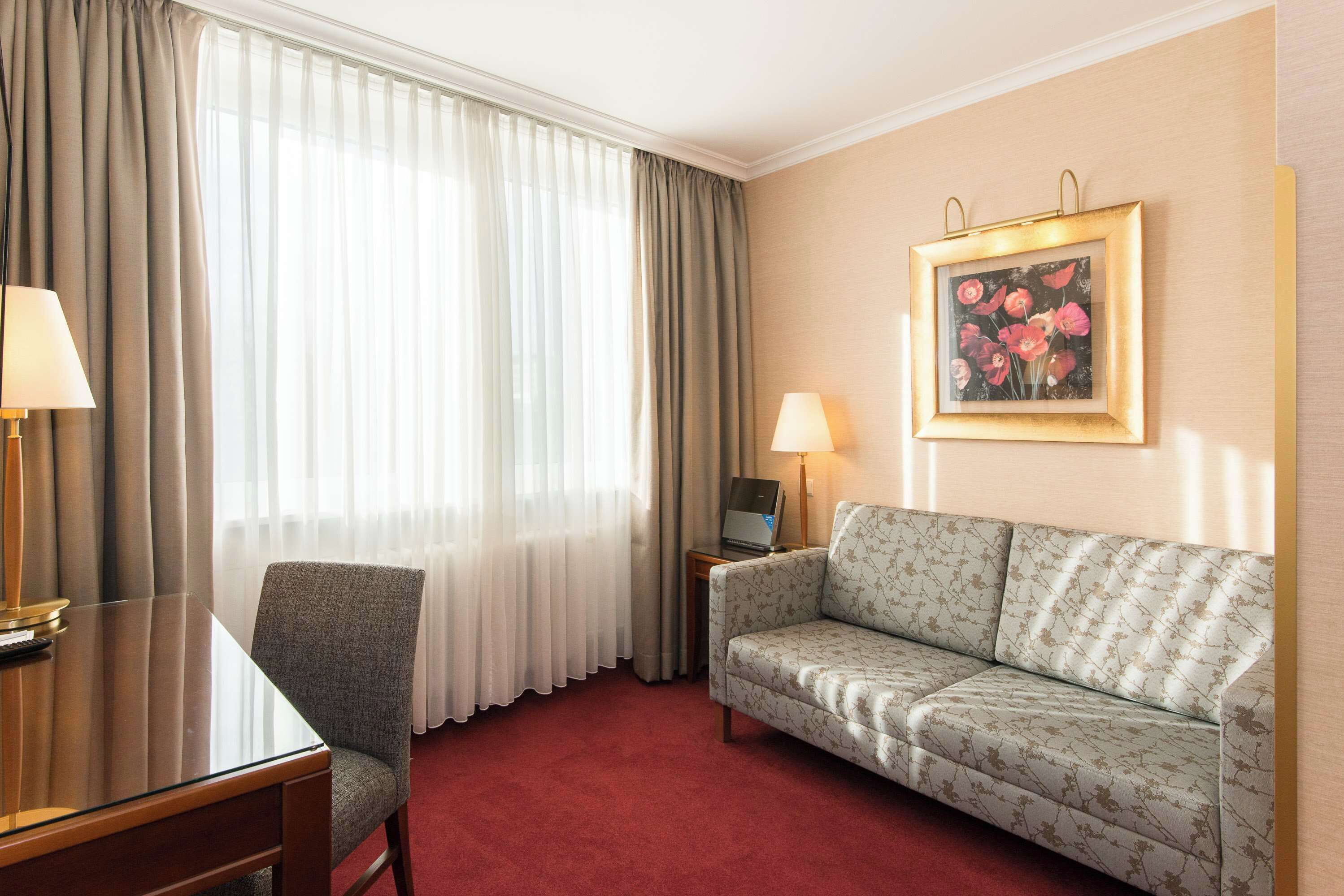 Best Western Plus Hotel St. Raphael Best Western Plus Hotel St. Raphael