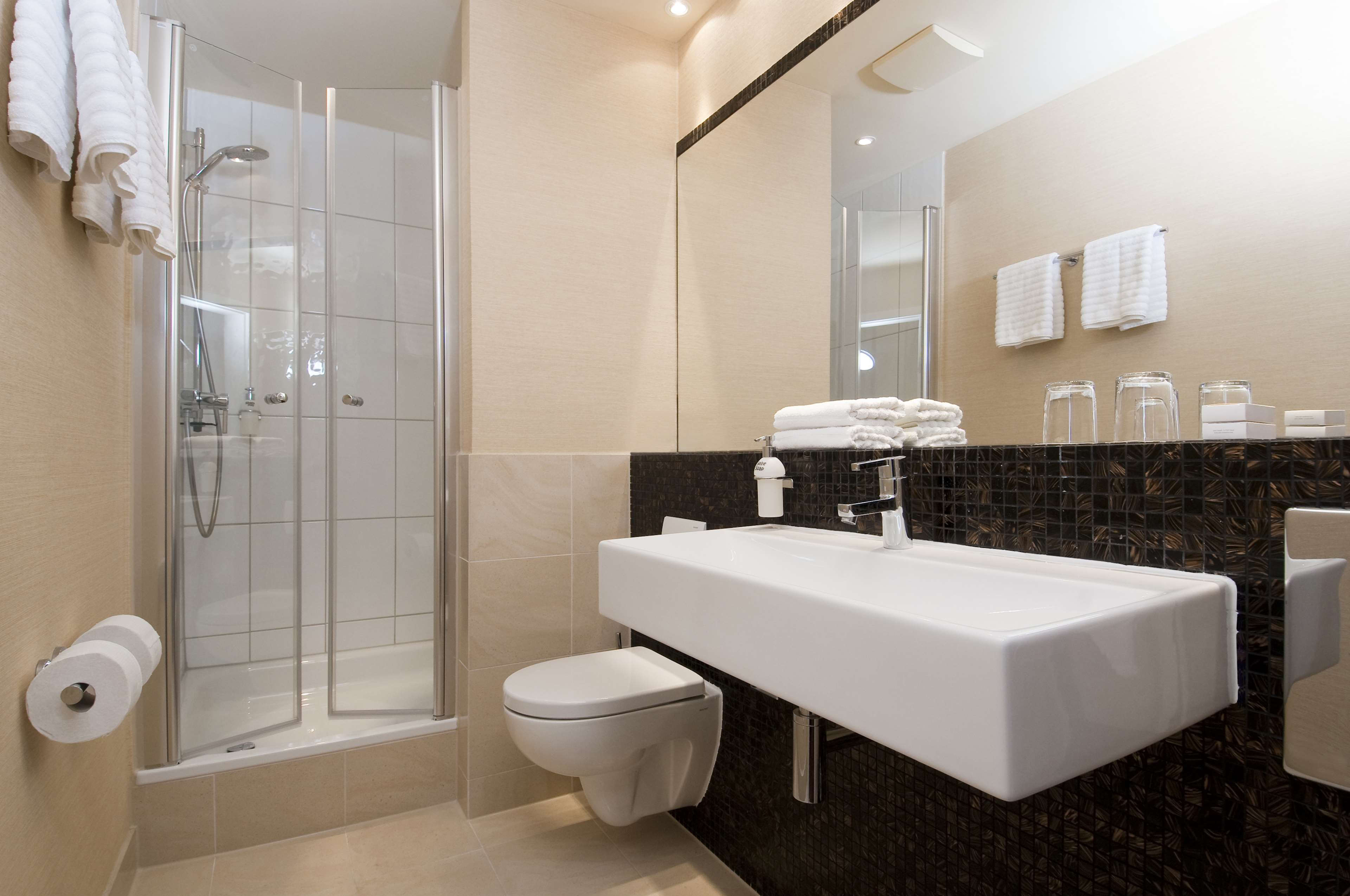 Best Western Plus Hotel St. Raphael Best Western Plus Hotel St. Raphael