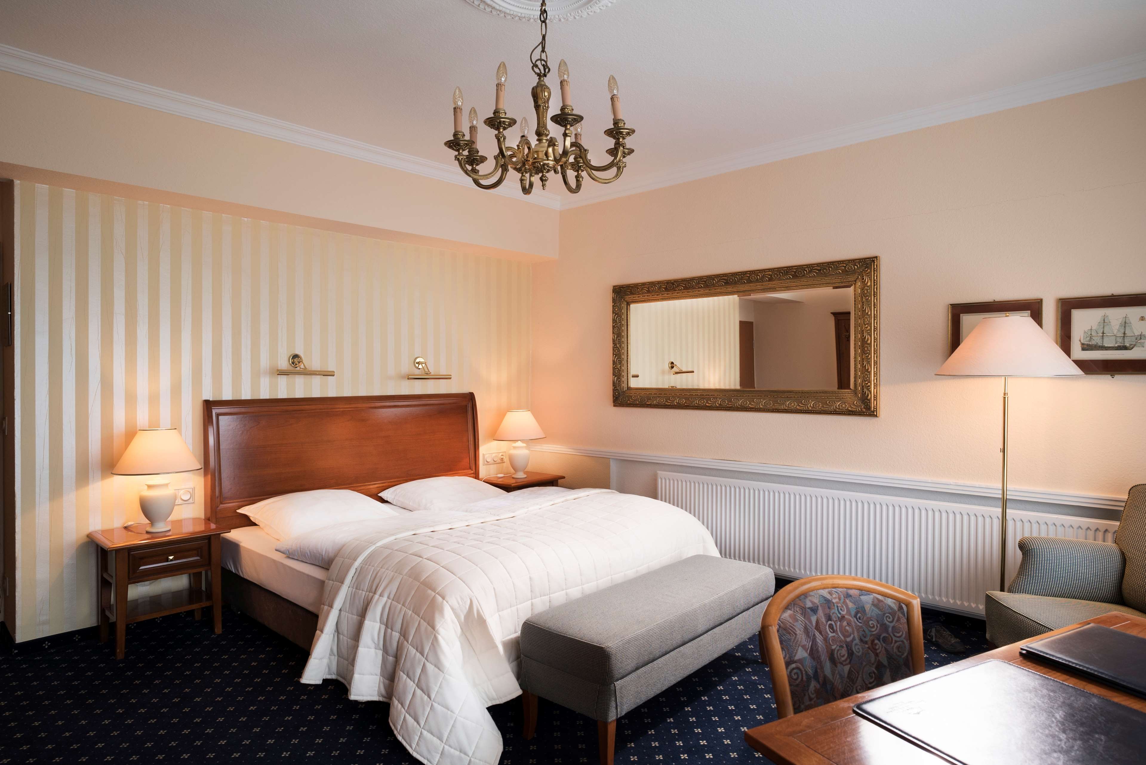 Kleinhuis Hotel Mellingburger Schleuse Kleinhuis Hotel Mellingburger Schleuse