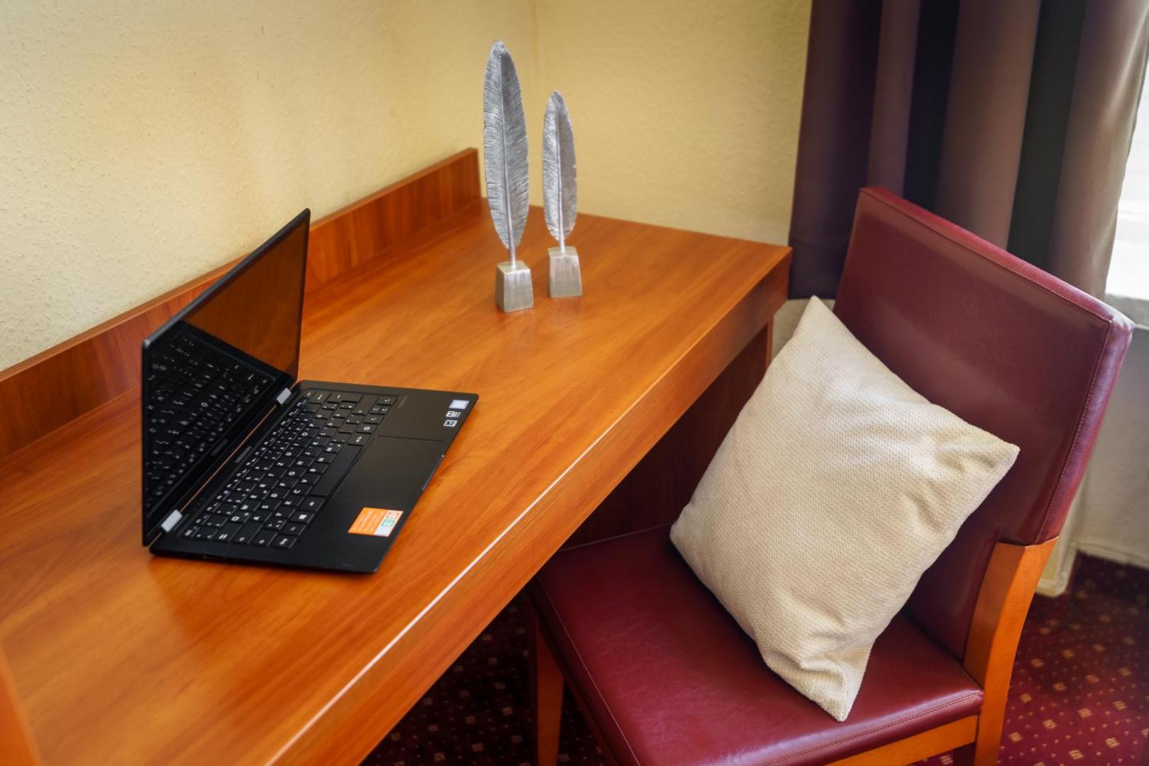 Novum Hotel Kronprinz Hamburg Novum Hotel Kronprinz Hamburg