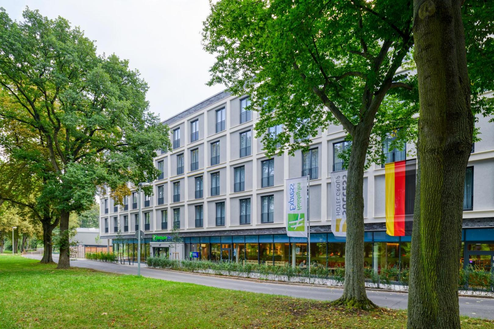 Holiday Inn Express Goettingen Holiday Inn Express Goettingen