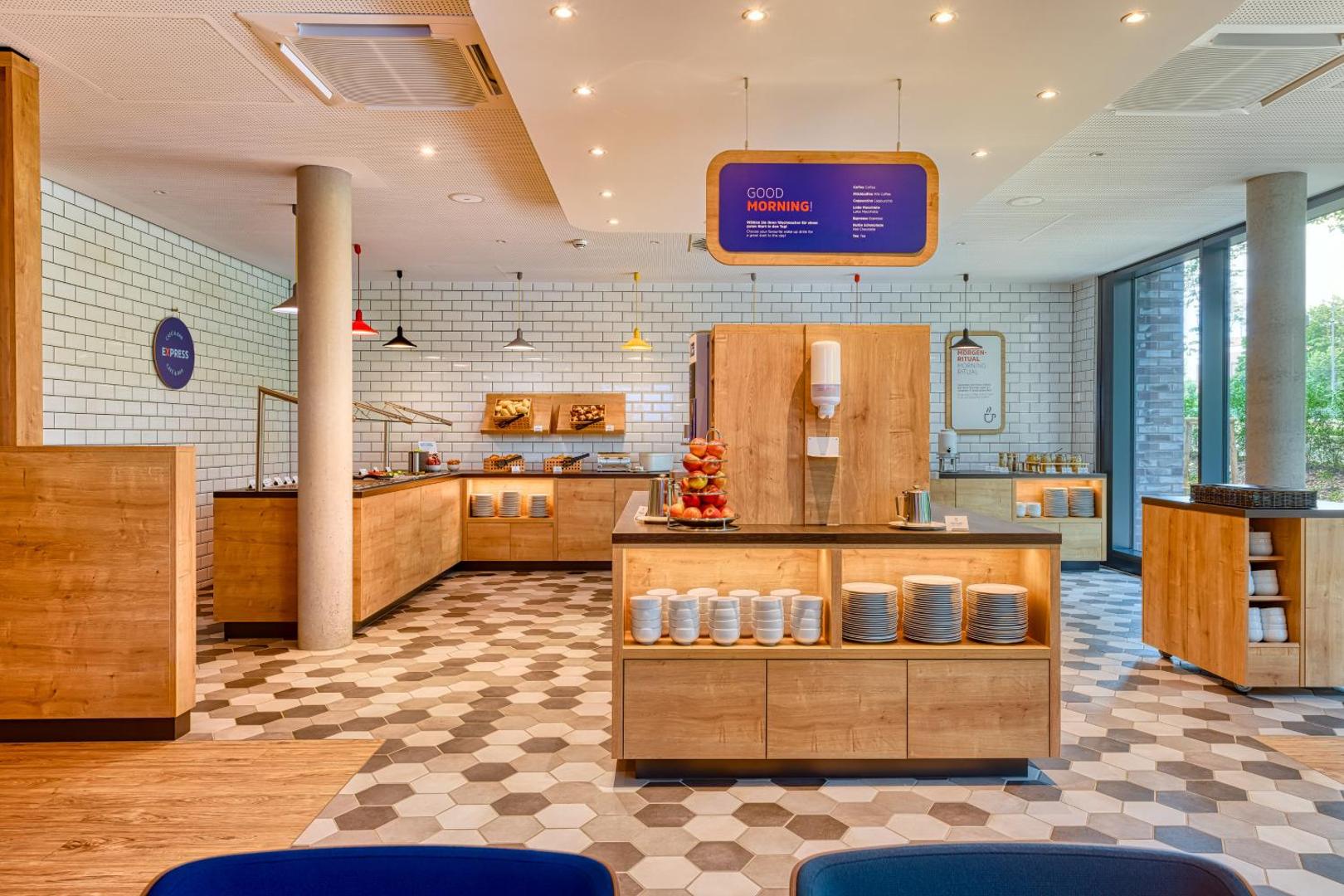 Holiday Inn Express Goettingen Holiday Inn Express Goettingen