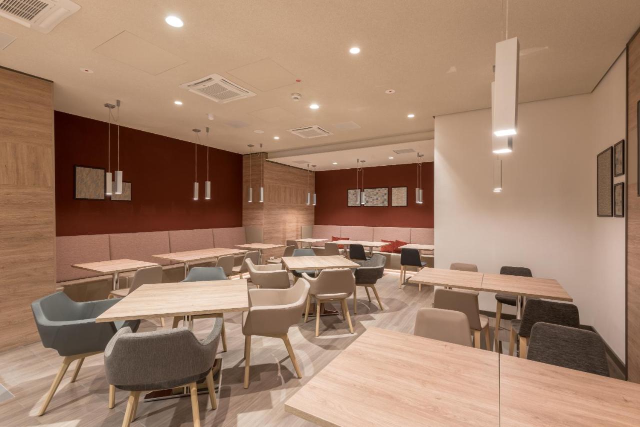 Hampton by Hilton Frankfurt City Centre East Hampton by Hilton Frankfurt City Centre East