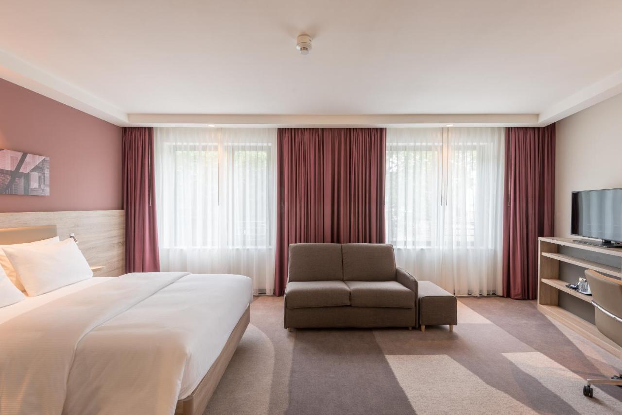 Hampton by Hilton Frankfurt City Centre East Hampton by Hilton Frankfurt City Centre East