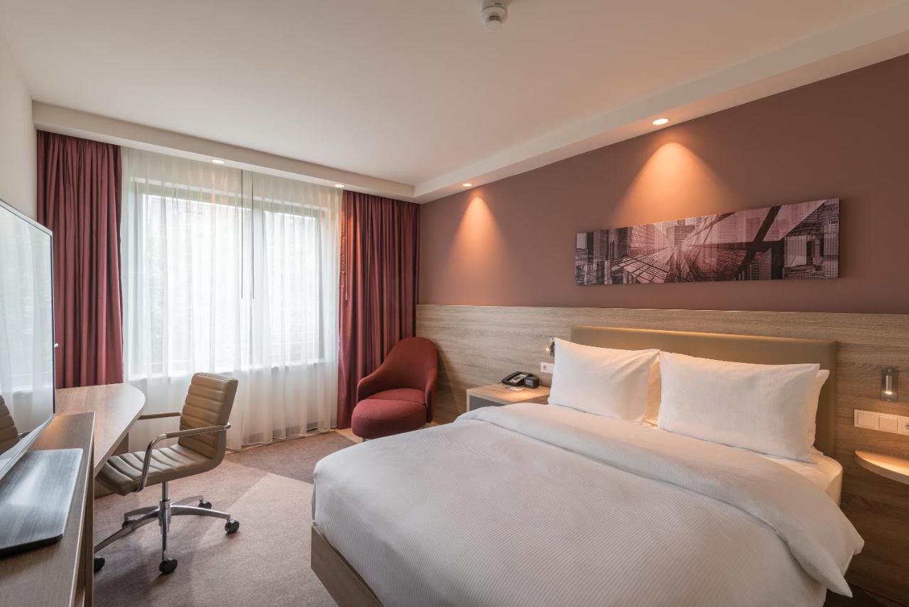 Hampton by Hilton Frankfurt City Centre East Hampton by Hilton Frankfurt City Centre East