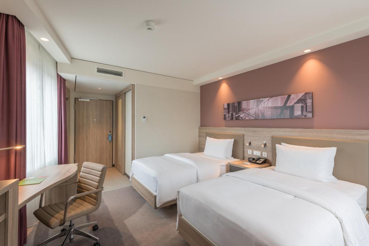 Hampton by Hilton Frankfurt City Centre East Hampton by Hilton Frankfurt City Centre East