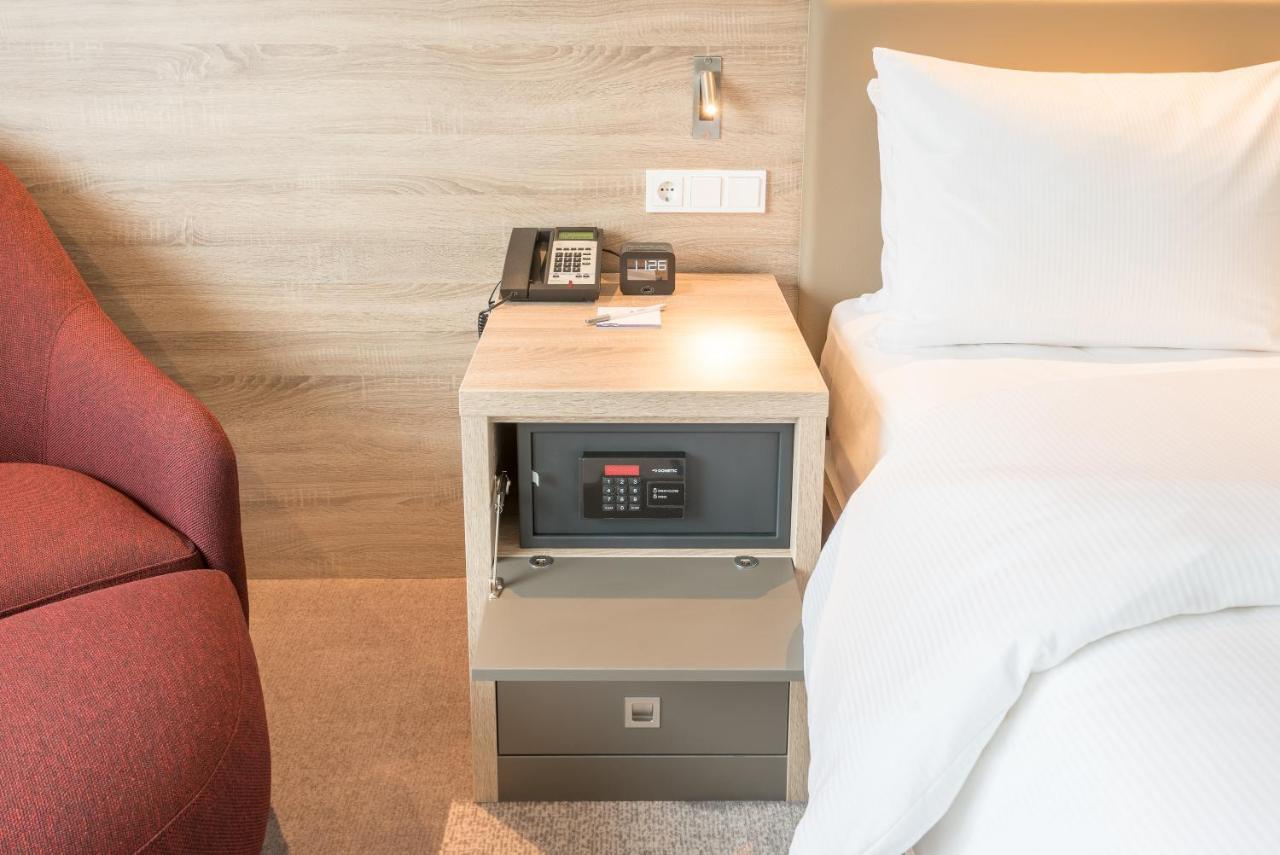 Hampton by Hilton Frankfurt City Centre East Hampton by Hilton Frankfurt City Centre East