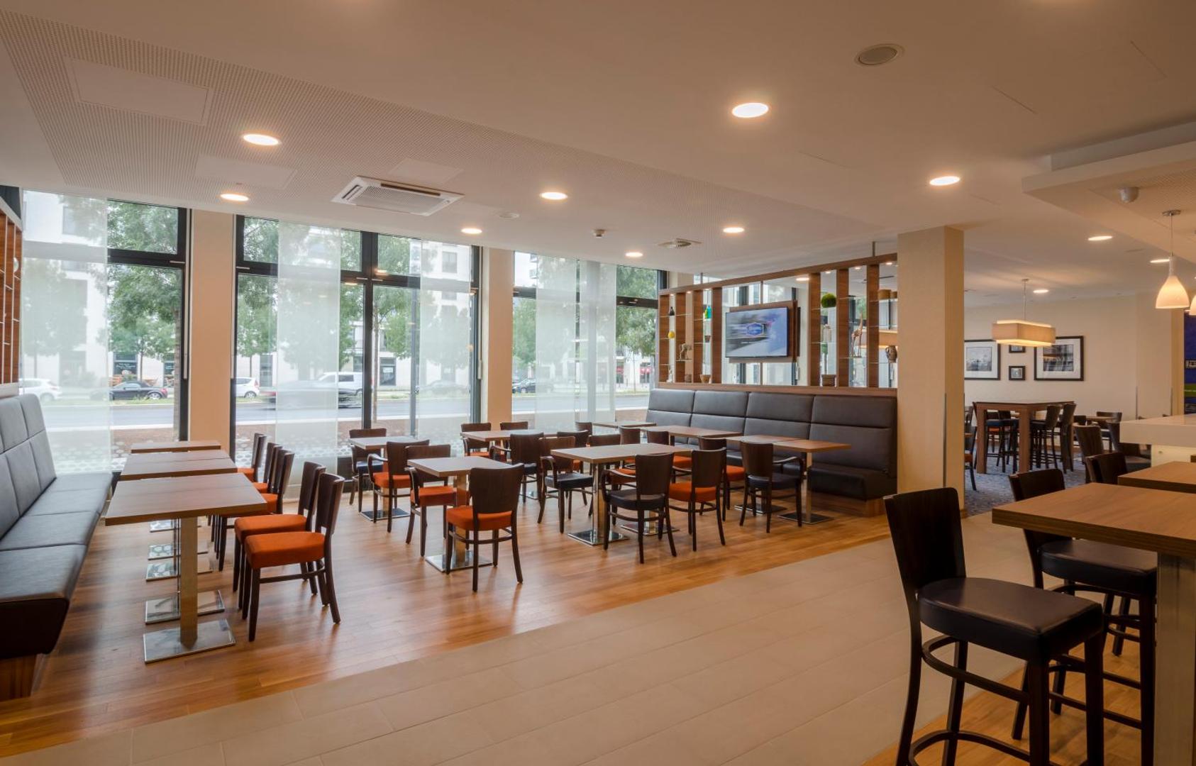Hampton by Hilton Frankfurt City Centre Messe Hampton by Hilton Frankfurt City Centre Messe