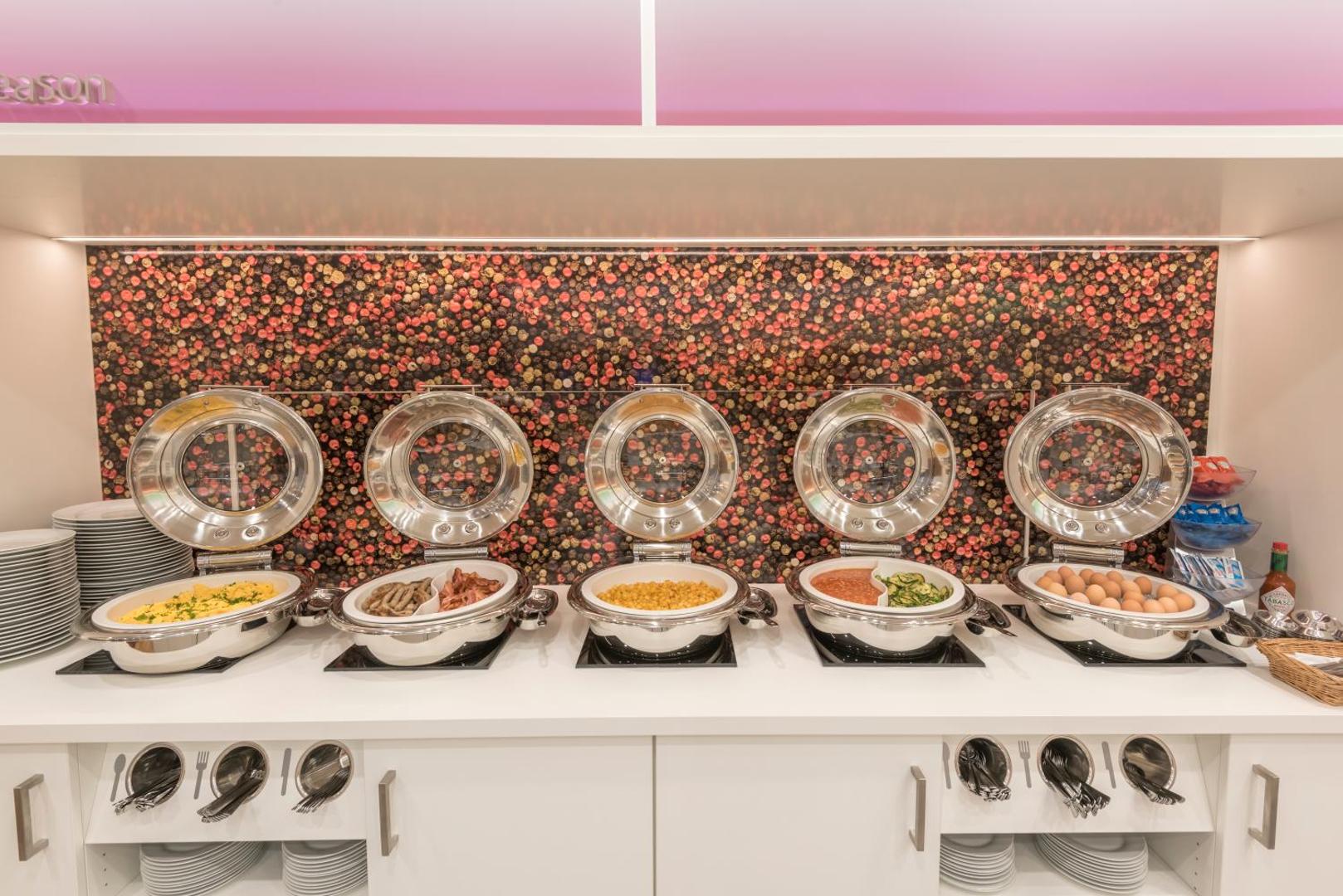 Hampton by Hilton Frankfurt City Centre Messe Hampton by Hilton Frankfurt City Centre Messe