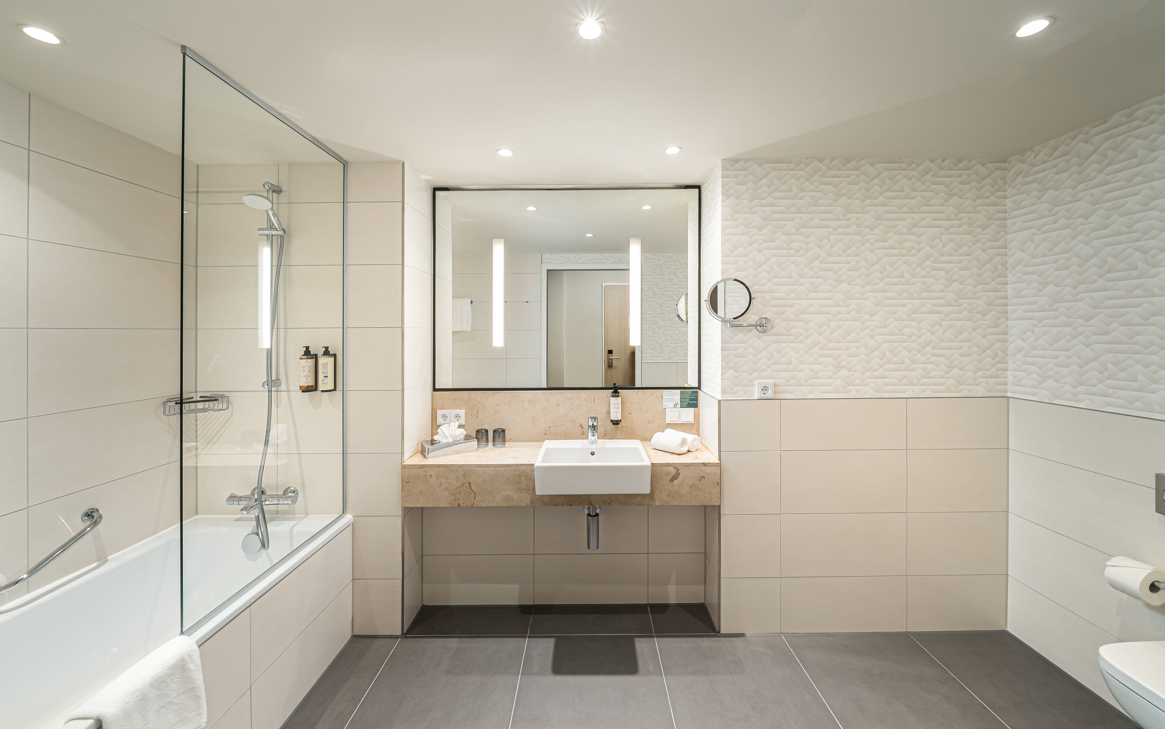 Holiday Inn Mannheim City - Hauptbahnhof Holiday Inn Mannheim City - Hauptbahnhof