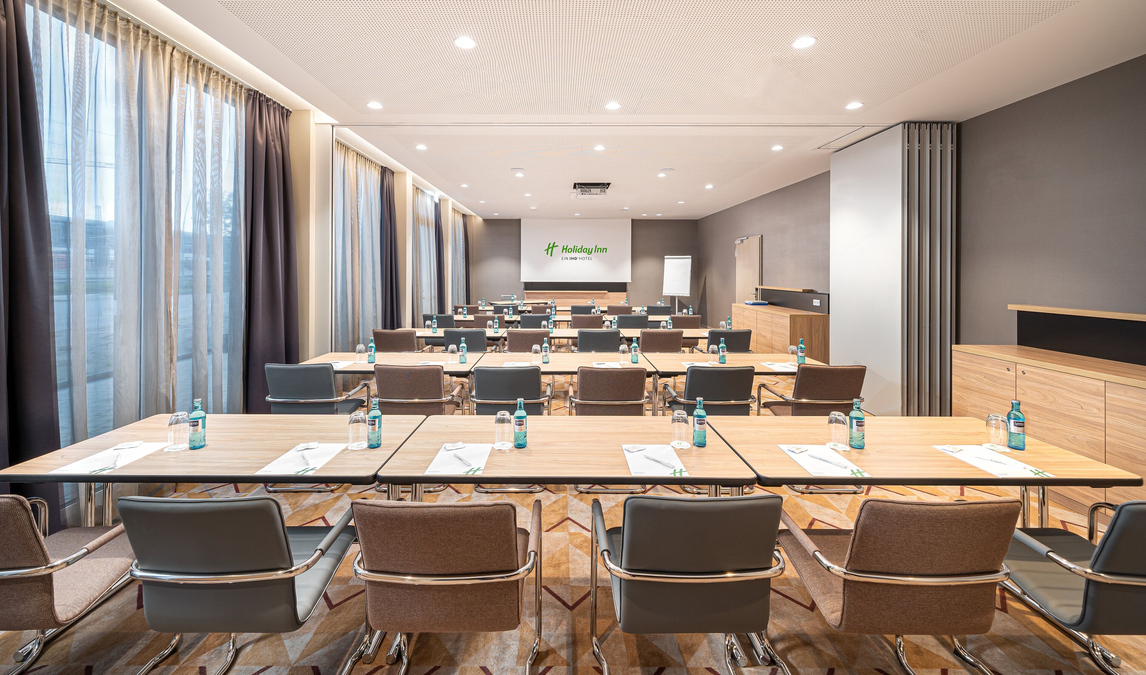 Holiday Inn Mannheim City - Hauptbahnhof Holiday Inn Mannheim City - Hauptbahnhof
