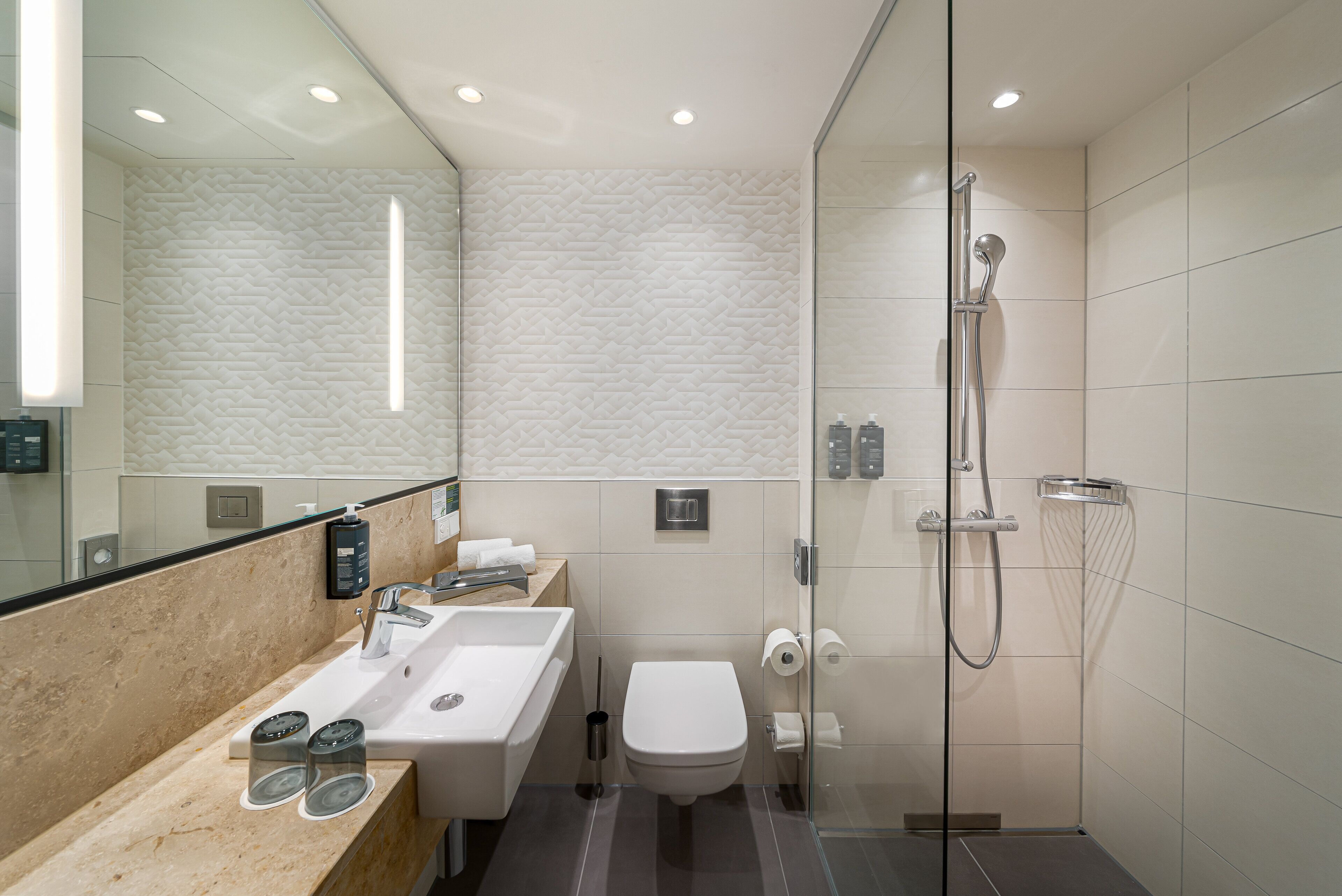 Holiday Inn Mannheim City - Hauptbahnhof Holiday Inn Mannheim City - Hauptbahnhof