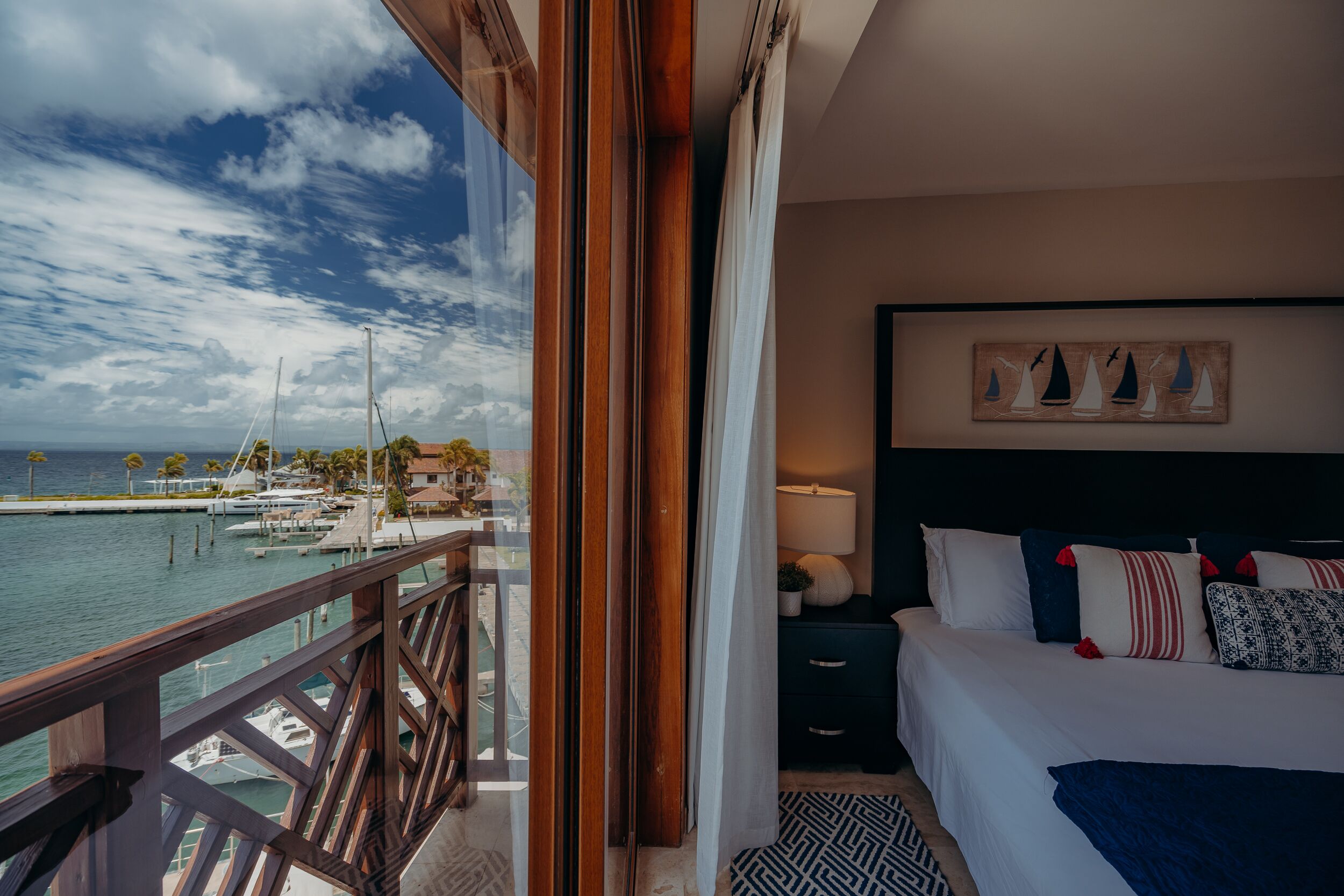 The Bannister Hotel & Yacht Club The Bannister Hotel & Yacht Club