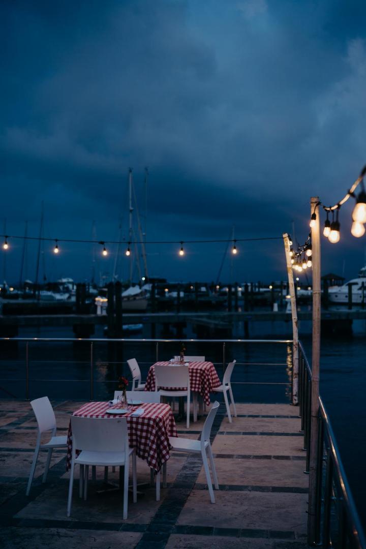 The Bannister Hotel & Yacht Club The Bannister Hotel & Yacht Club