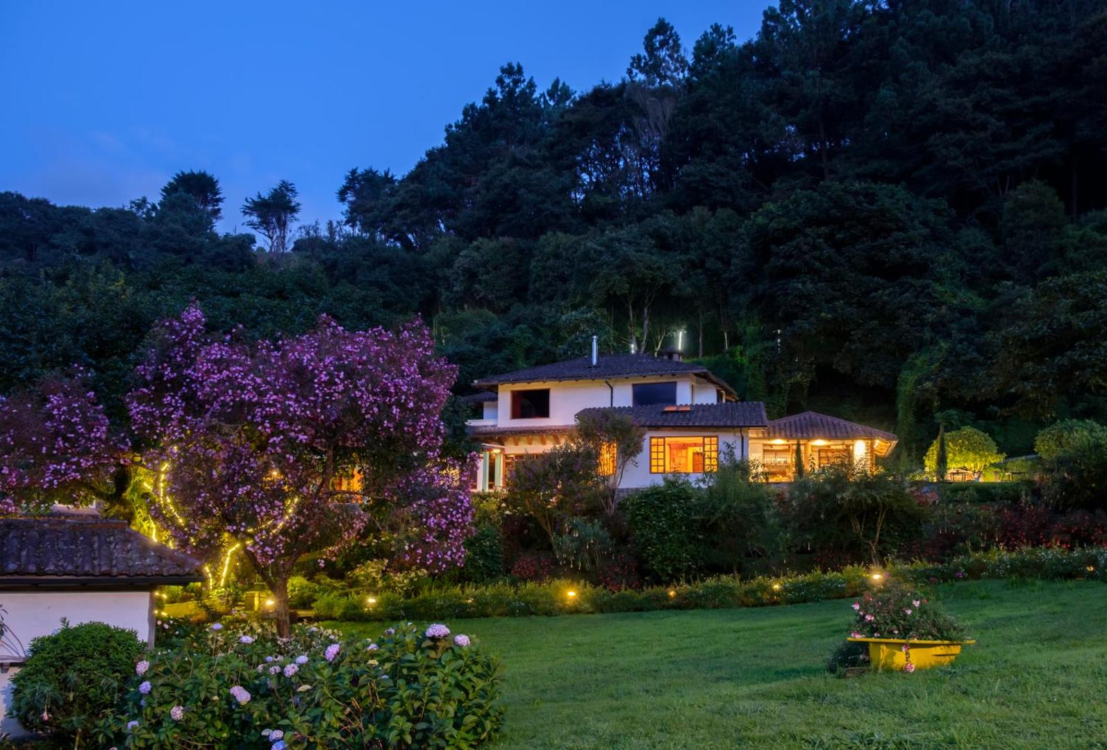 Luna Runtun Adventure Spa