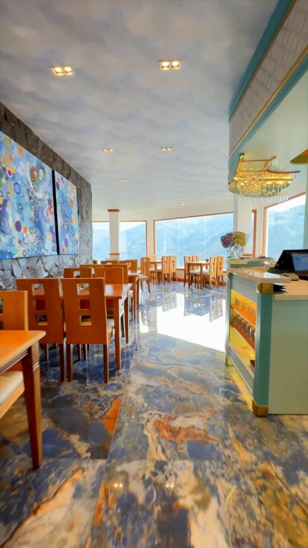 Luna Runtun Adventure Spa