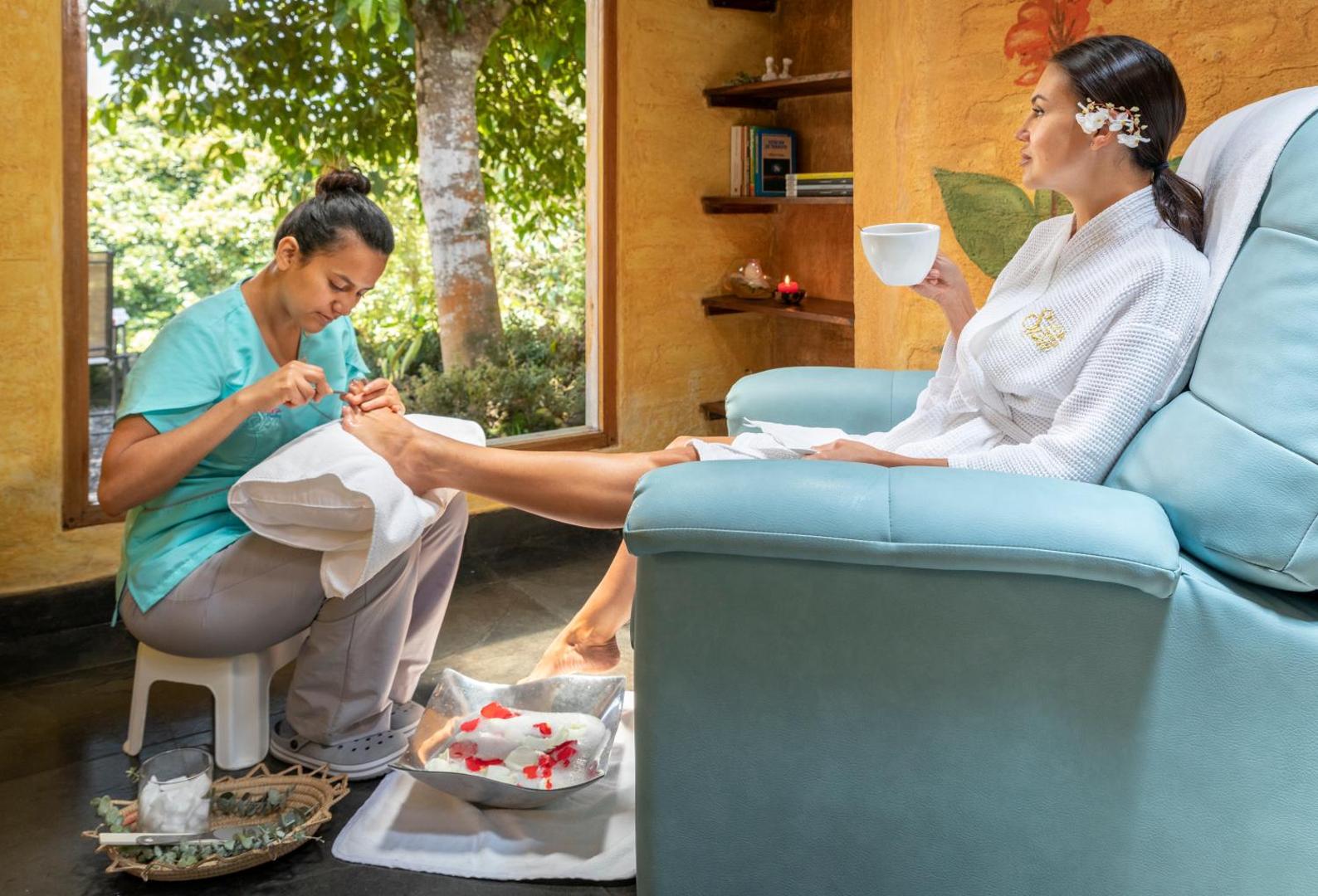 Luna Runtun Adventure Spa