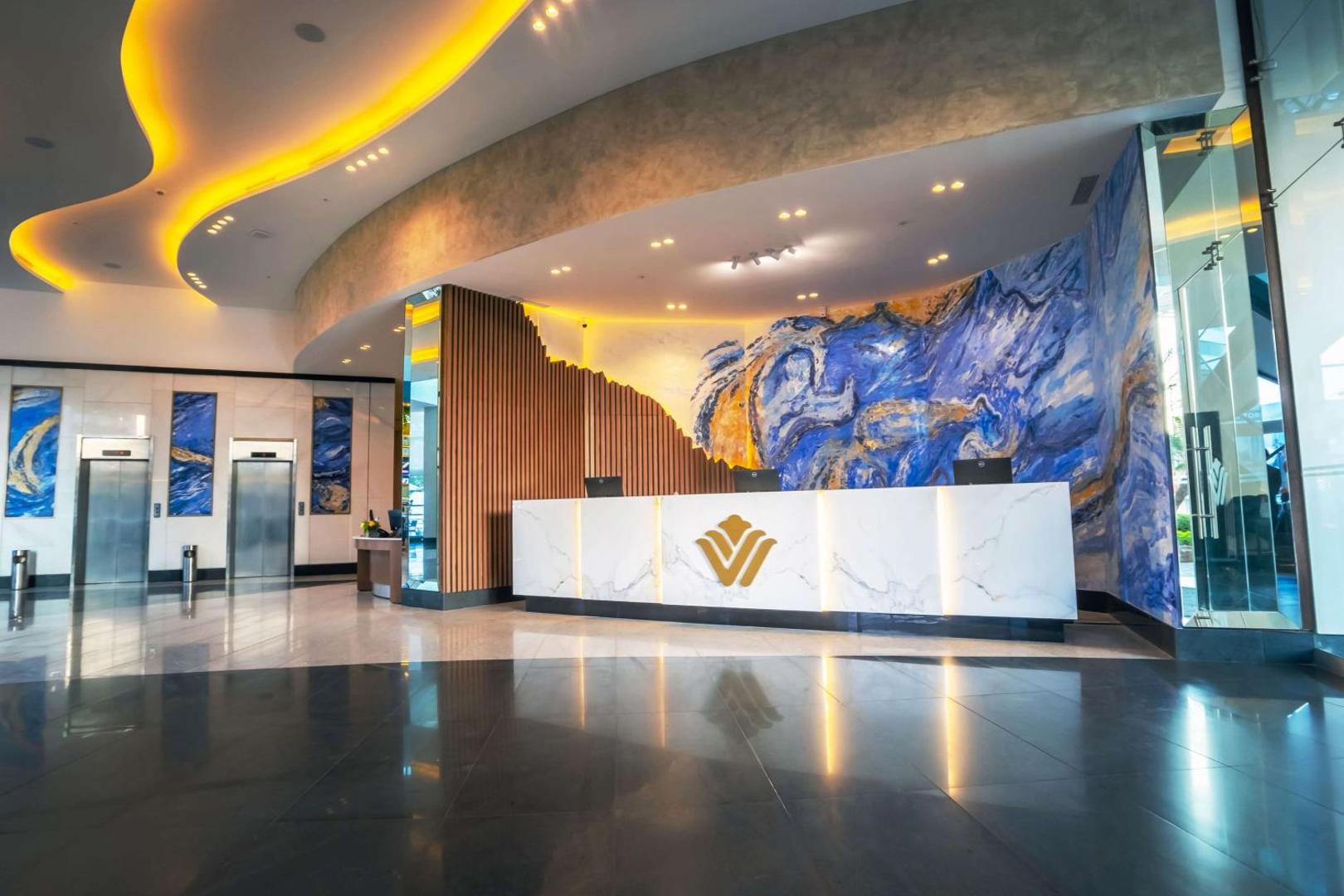 Wyndham Guayaquil Puerto Santa Ana Wyndham Guayaquil Puerto Santa Ana