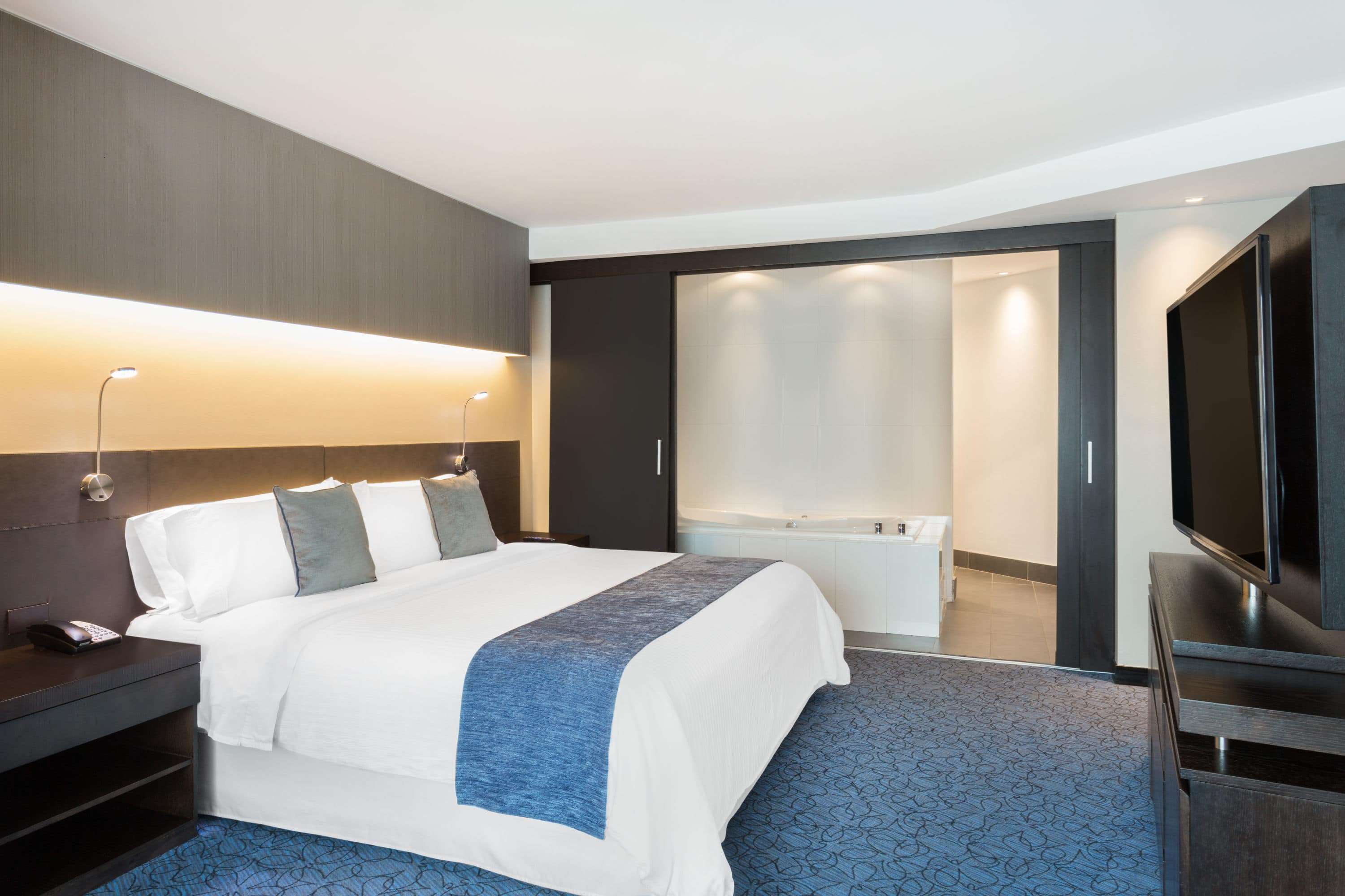 Wyndham Guayaquil Puerto Santa Ana Wyndham Guayaquil Puerto Santa Ana