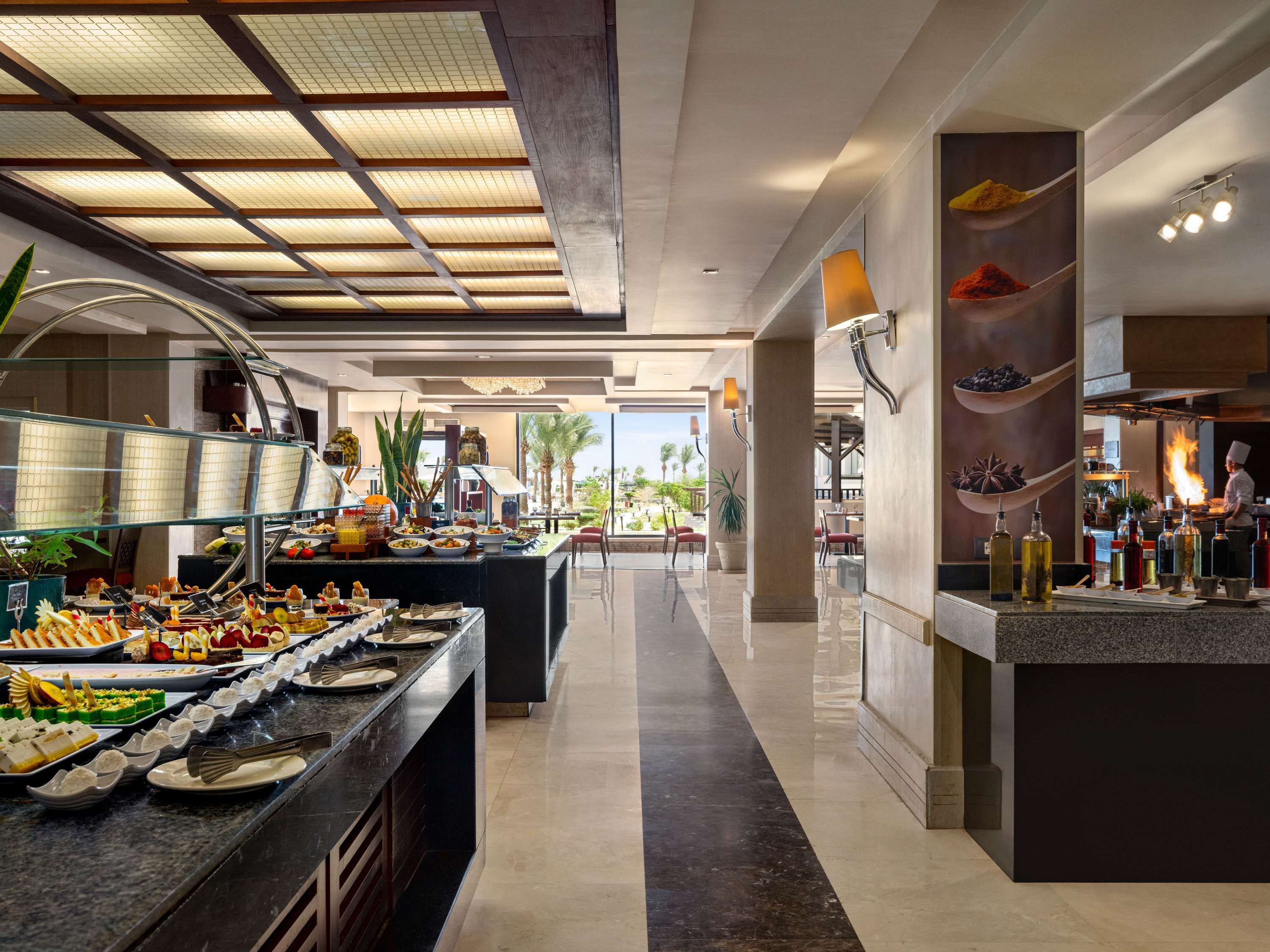 Mövenpick Waterpark Resort & Spa Soma Bay Mövenpick Waterpark Resort & Spa Soma Bay