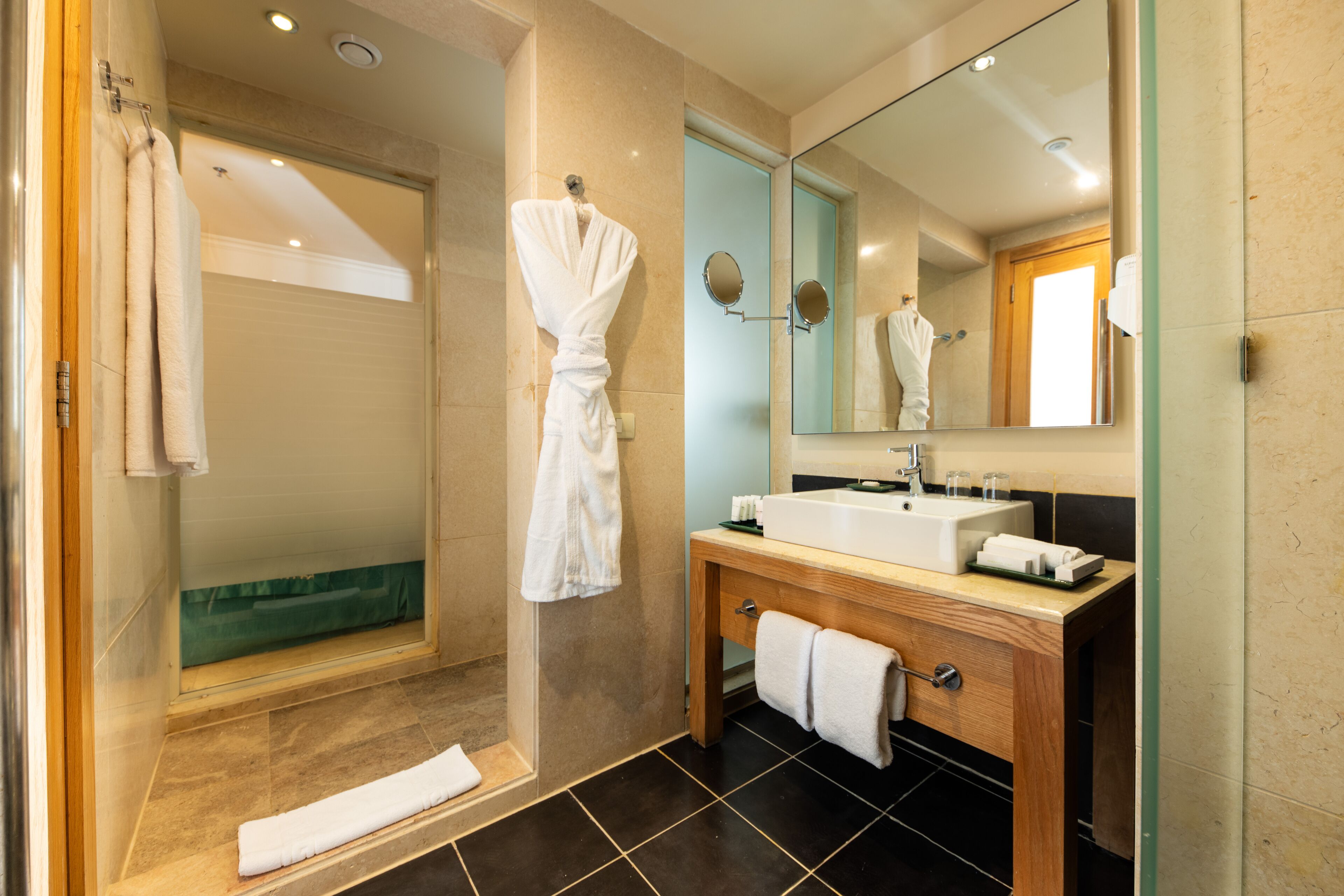 Mövenpick Waterpark Resort & Spa Soma Bay Mövenpick Waterpark Resort & Spa Soma Bay