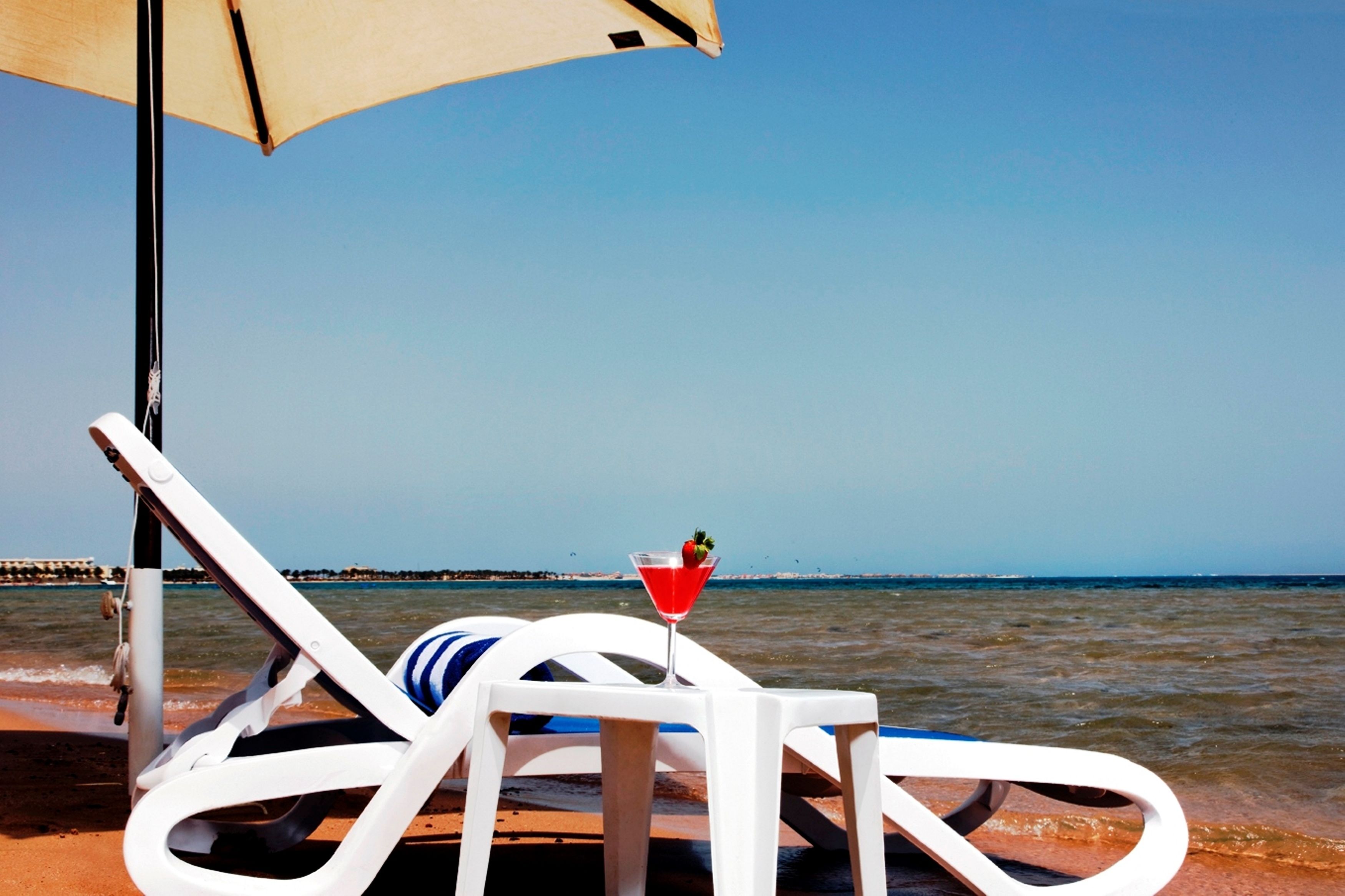 Mövenpick Waterpark Resort & Spa Soma Bay Mövenpick Waterpark Resort & Spa Soma Bay